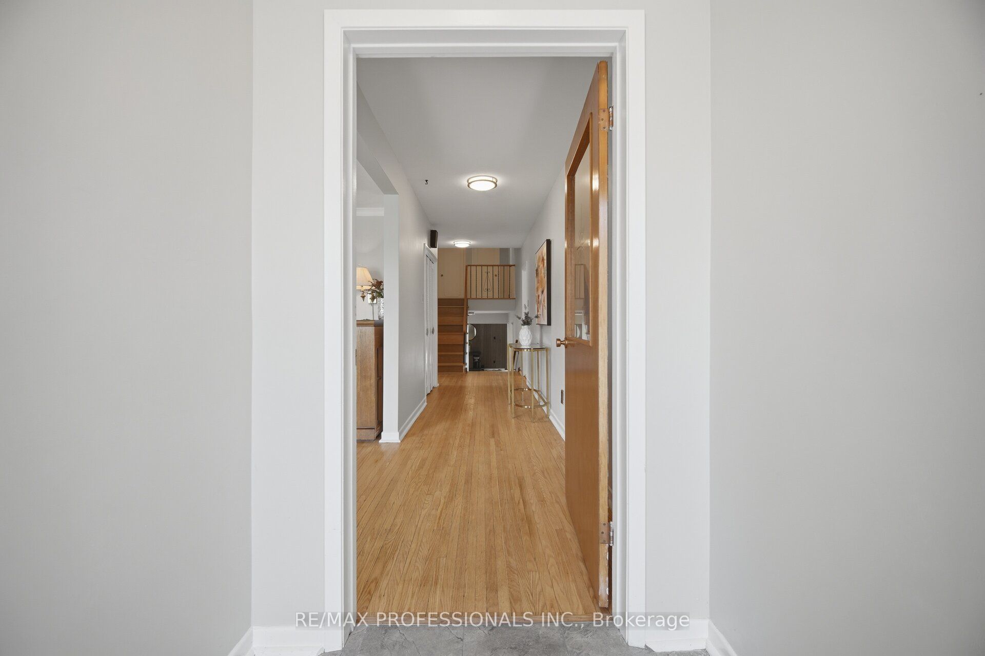 90 Peckham Avenue, Toronto, ON M2R 2V5 photo 4