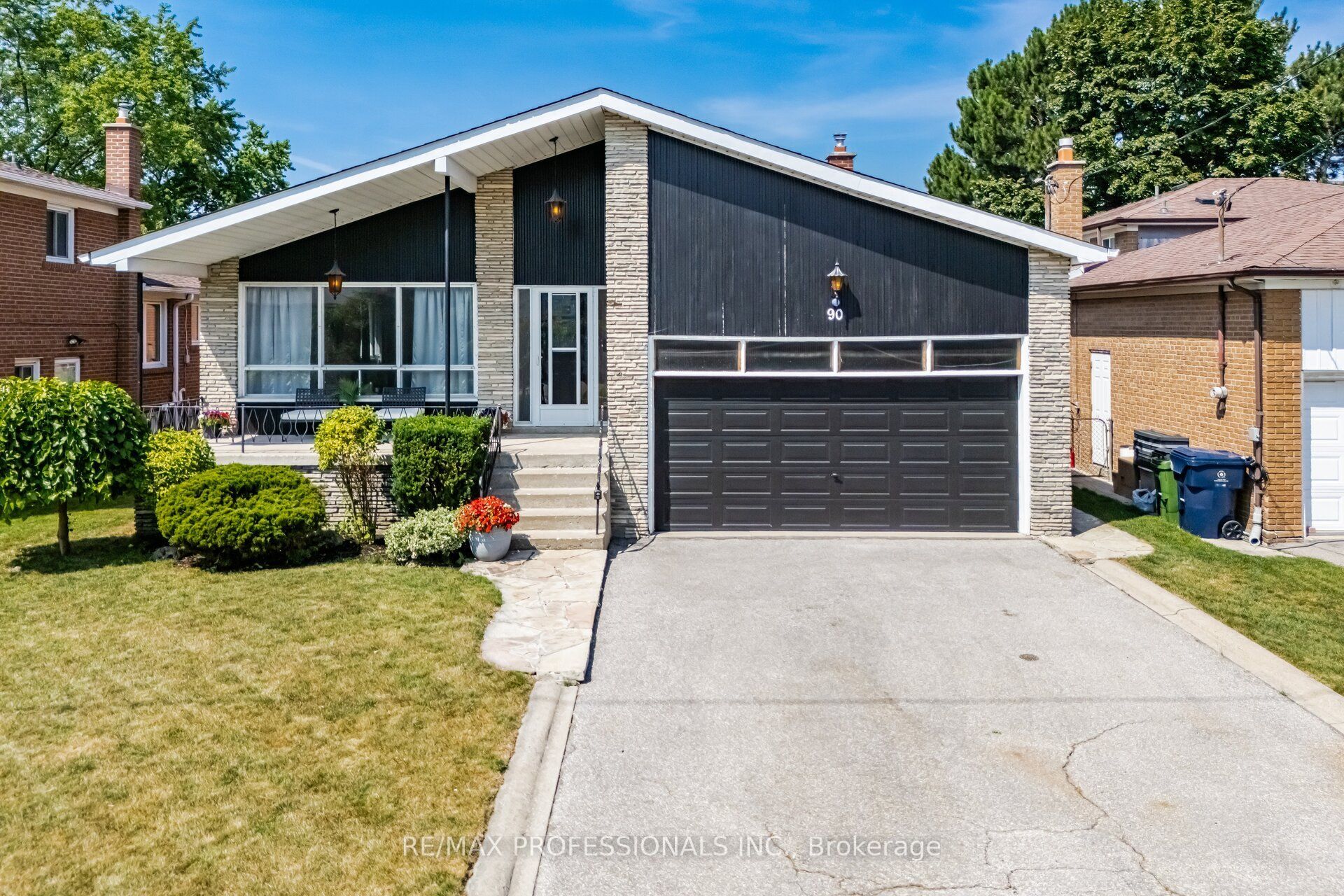 90 Peckham Avenue, Toronto, ON M2R 2V5 photo 5