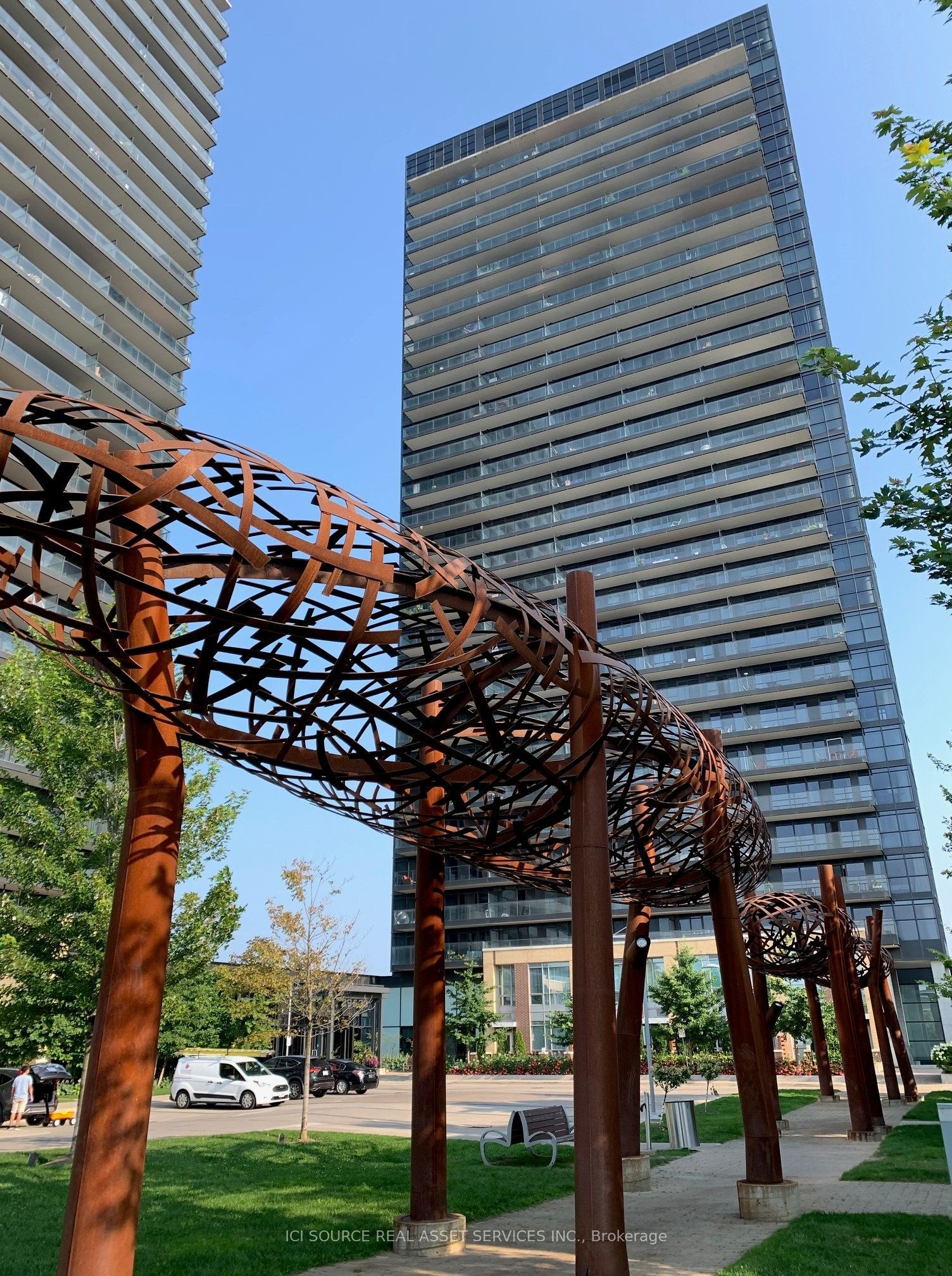29 Singer Court 1007, Toronto, ON M2K 0B3