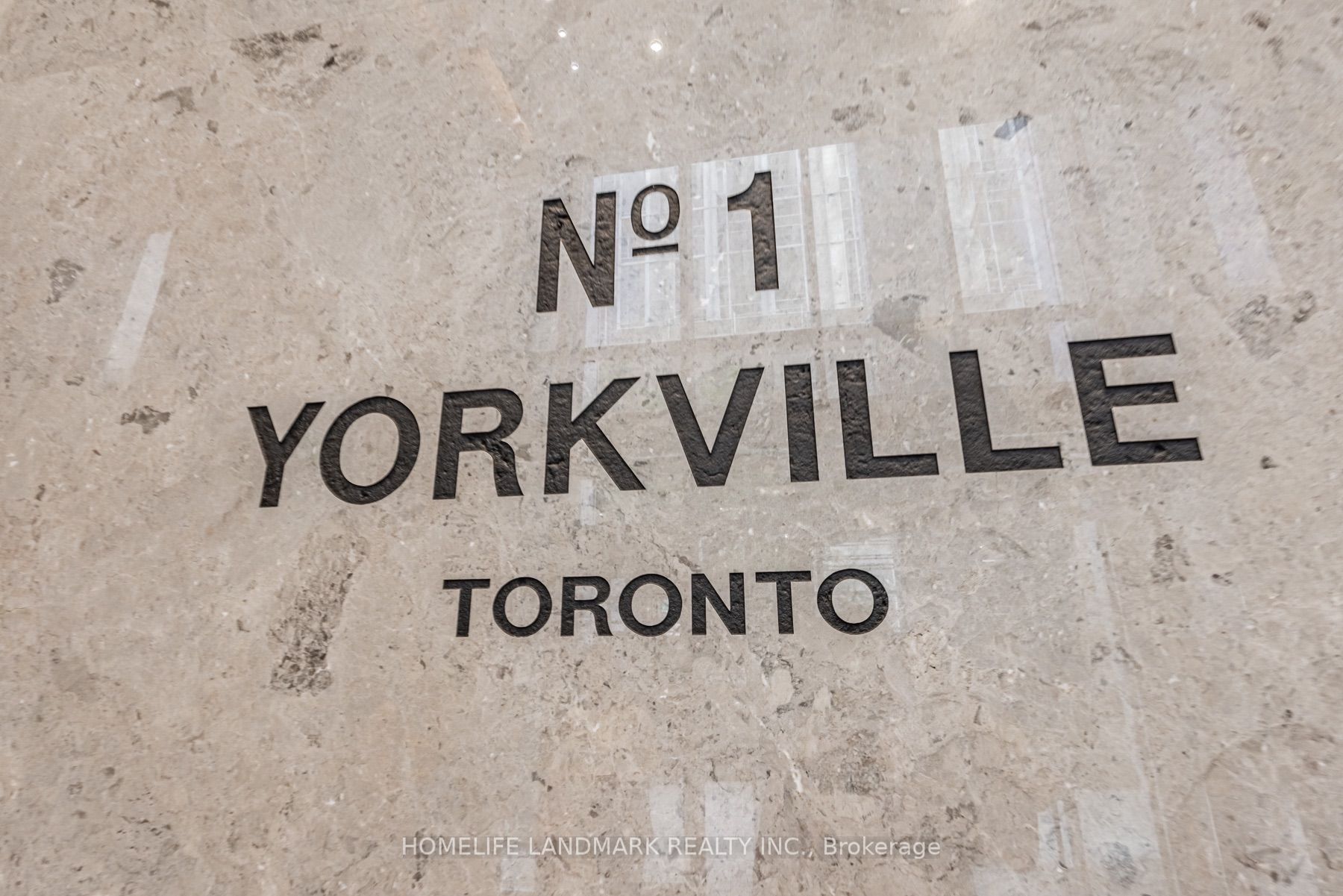 1 Yorkville Avenue 2409, Toronto, ON M4W 0B1 photo 4