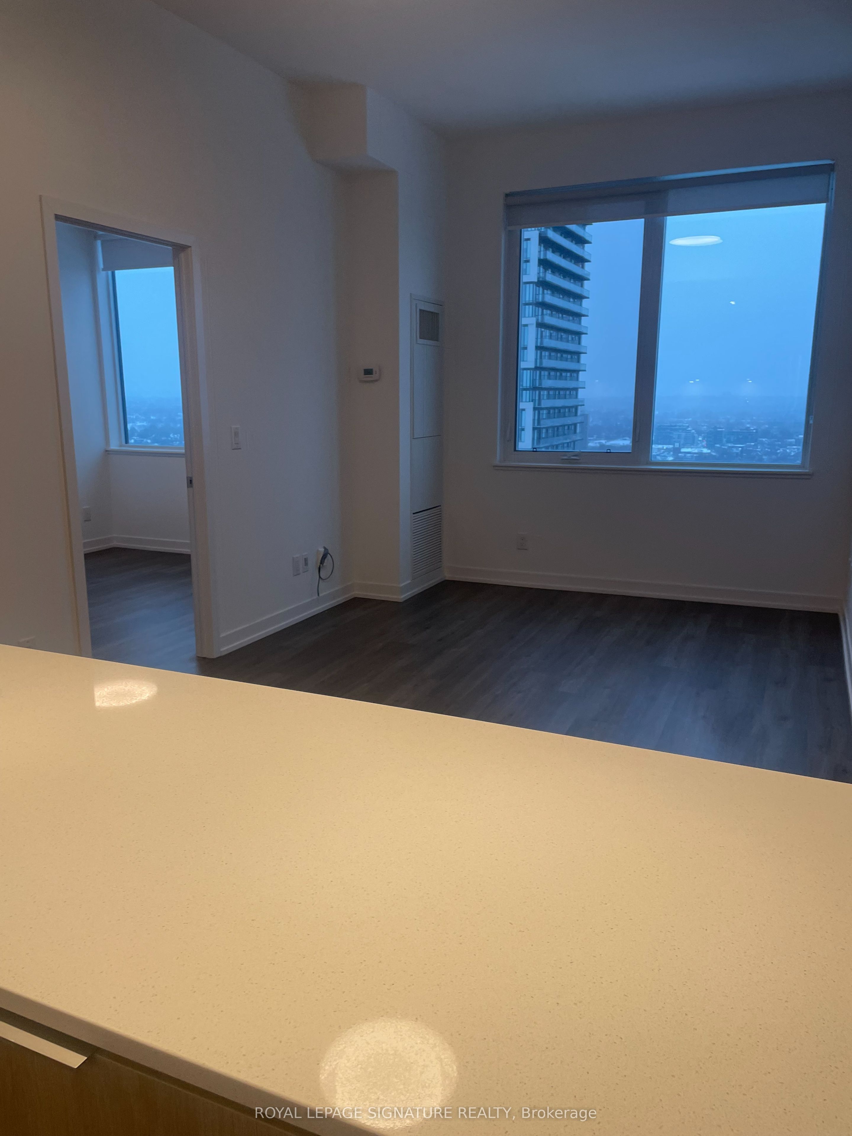 25 Nicholas Avenue 412, Toronto, ON M5A 0M9 photo 4