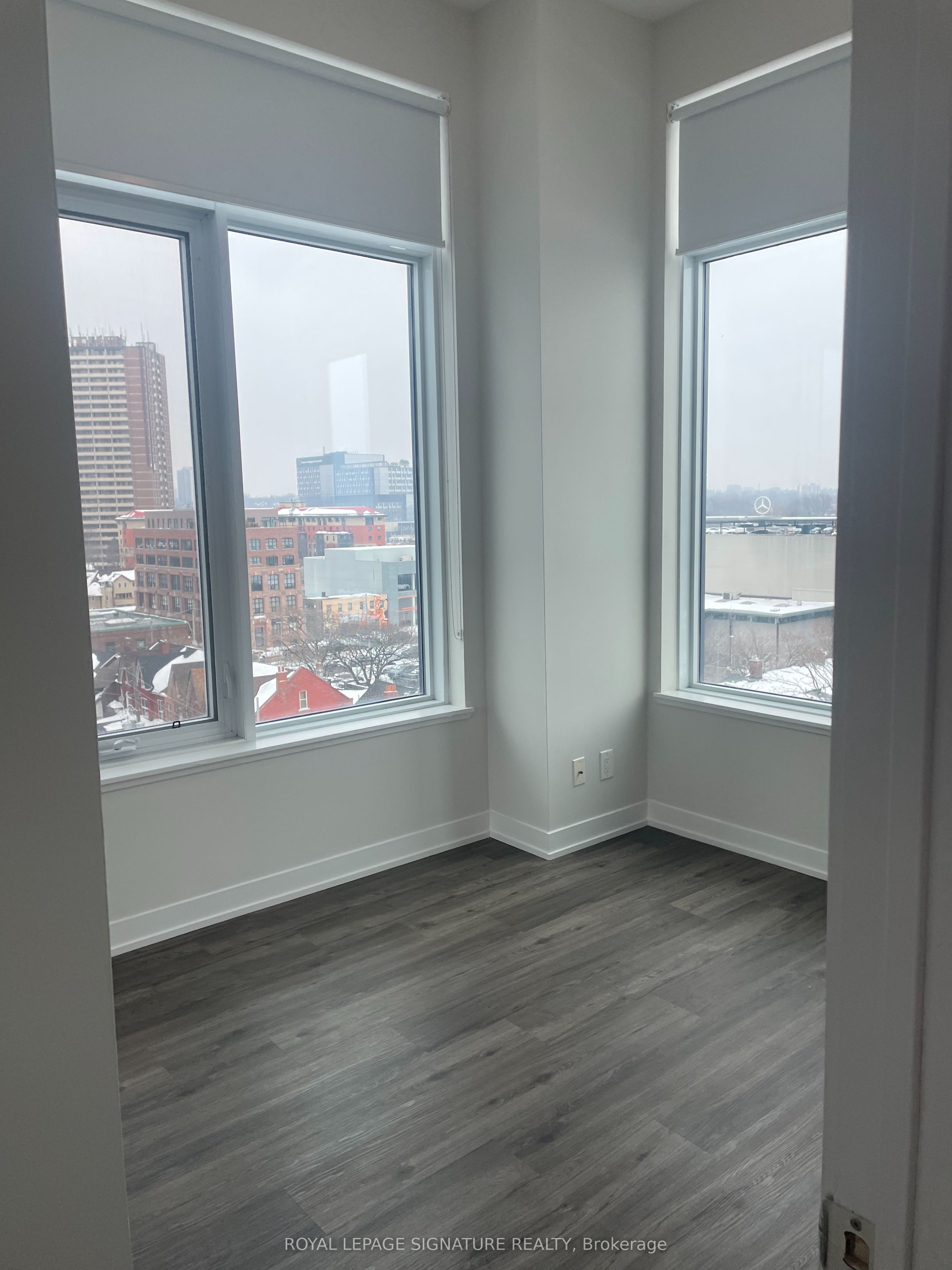 25 Nicholas Avenue 1504, Toronto, ON M5A 0M9 photo 3