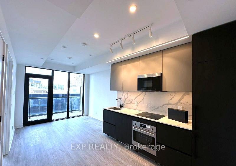 699 Sheppard Avenue E 907, Toronto, ON M2K 0J5 photo 2