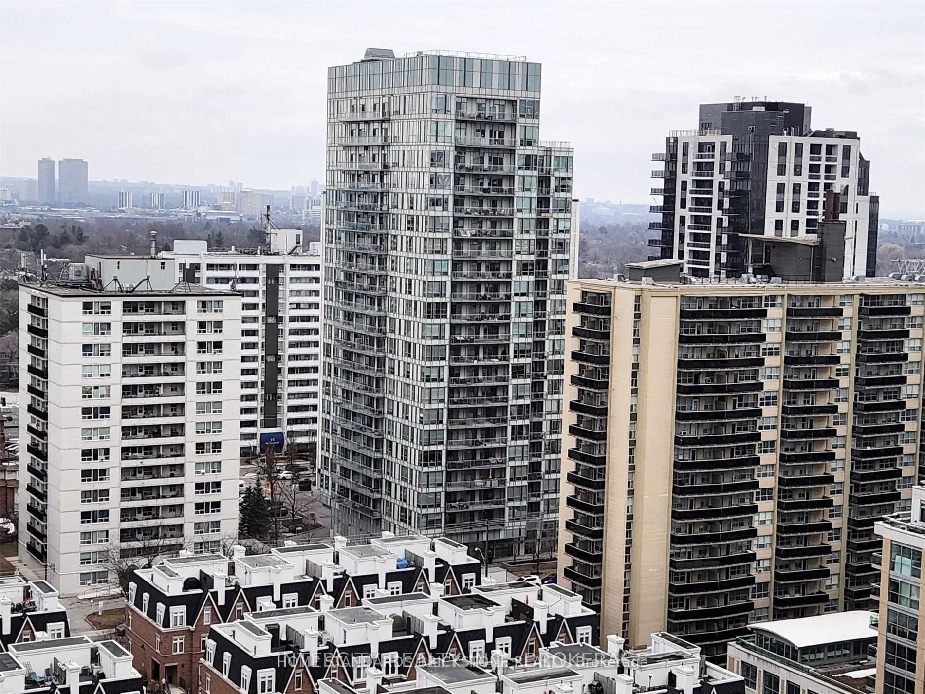 89 Dunfield Avenue 89, Toronto, ON M4S 0A4