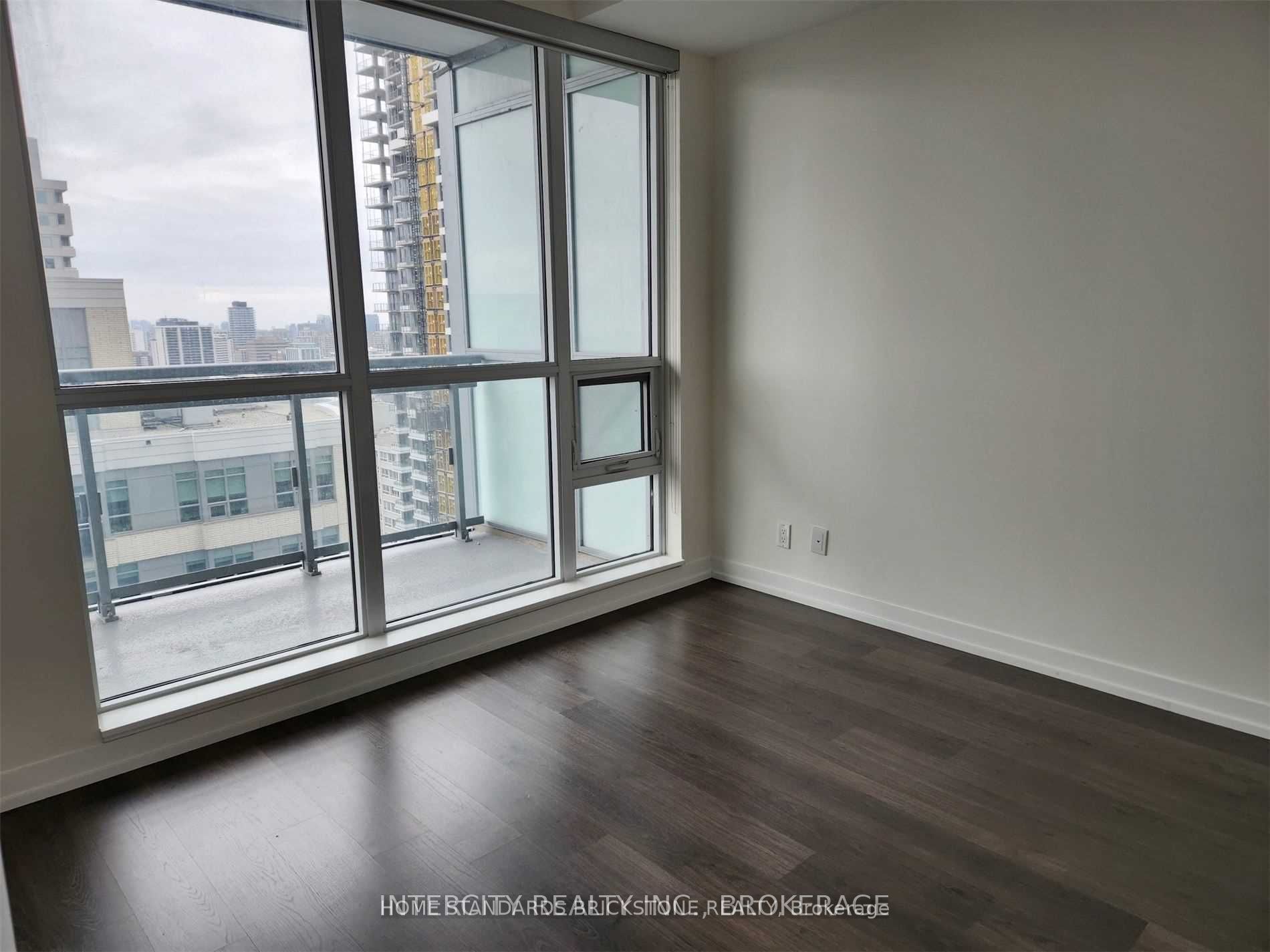 89 Dunfield Avenue 89, Toronto, ON M4S 0A4 photo 3