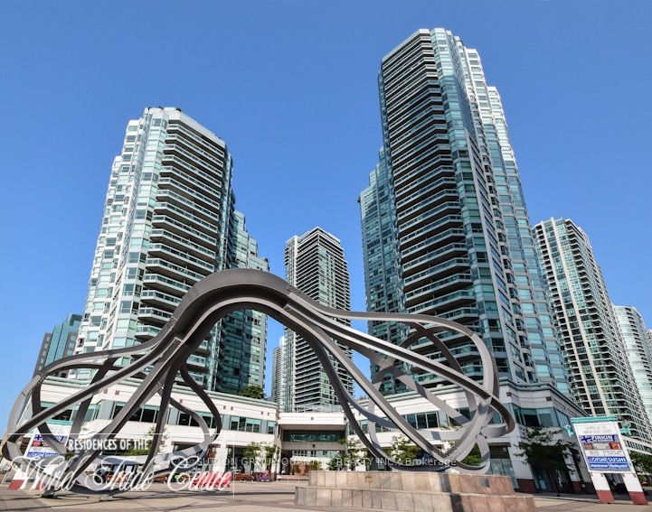 10 Yonge Street 2113, Toronto, ON M5E 1R4