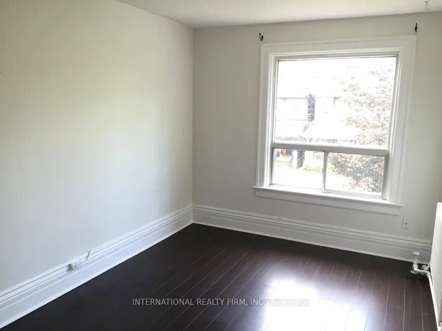 201 Madison Avenue, Toronto, ON M5R 2S6 photo 5