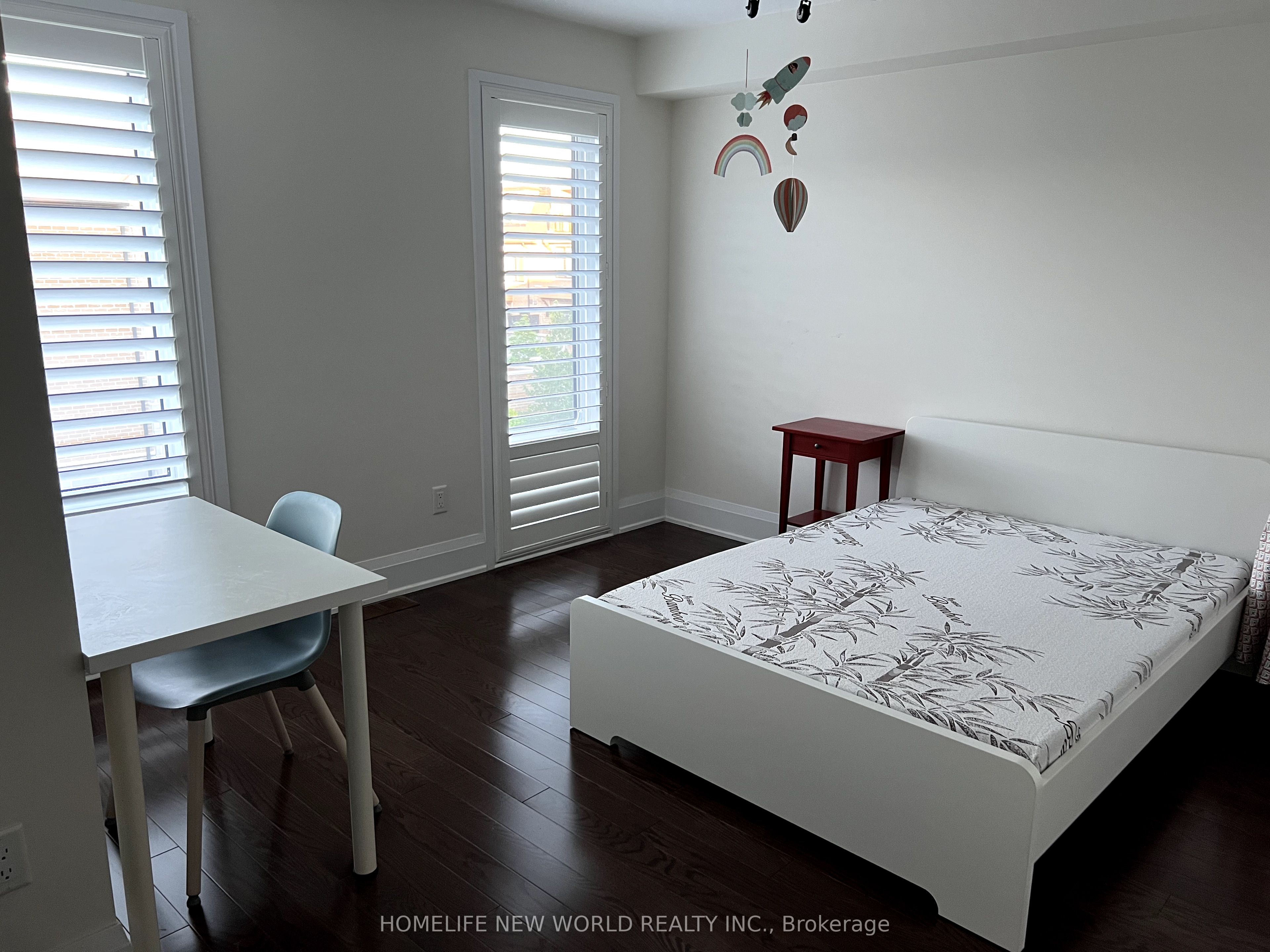 15 Kenneth Wood Crescent, Toronto, ON M2N 0K3 photo 2