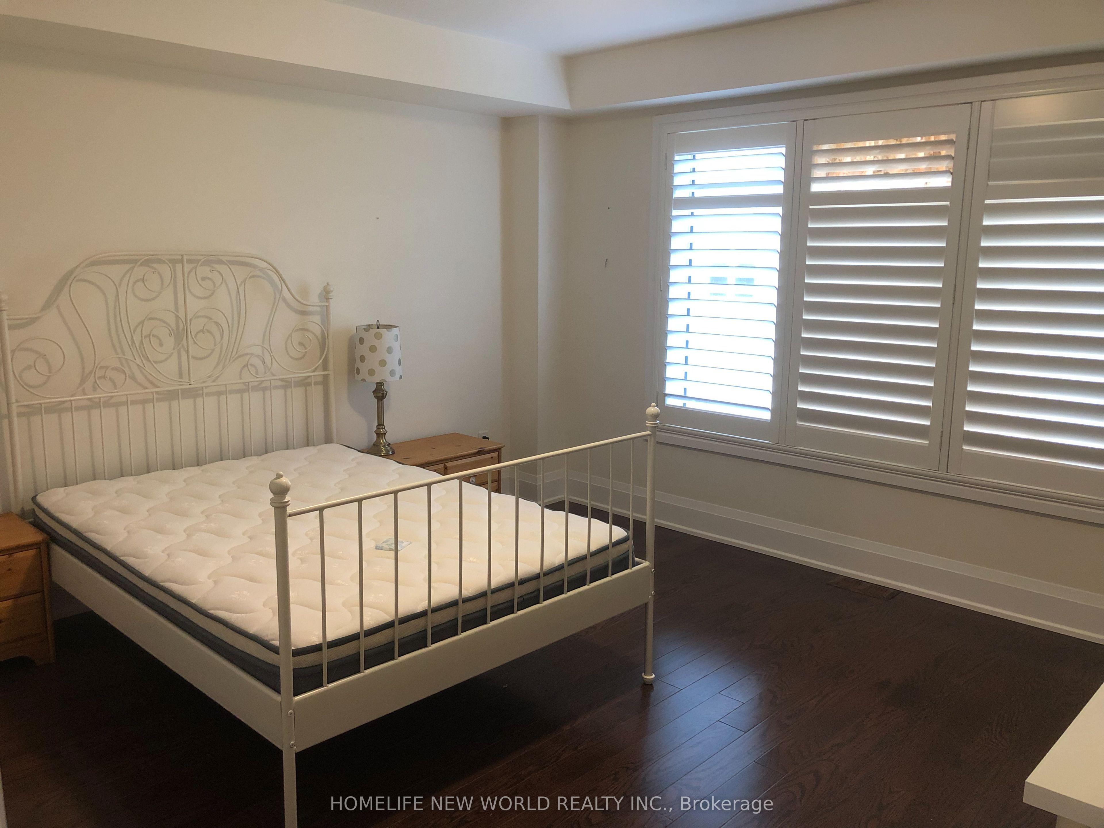 15 Kenneth Wood Crescent, Toronto, ON M2N 0K3 photo 4