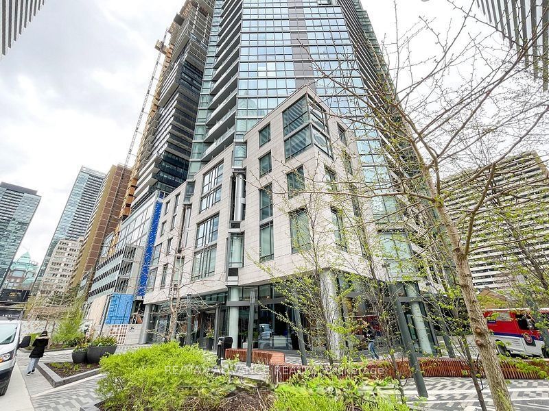 45 Charles Street E 503, Toronto, ON M4Y 1S2 photo 2
