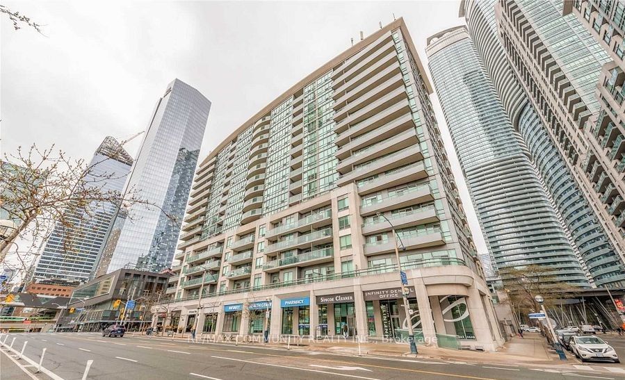51 Lower Simcoe Street 815, Toronto, ON M5J 3A2 photo 4