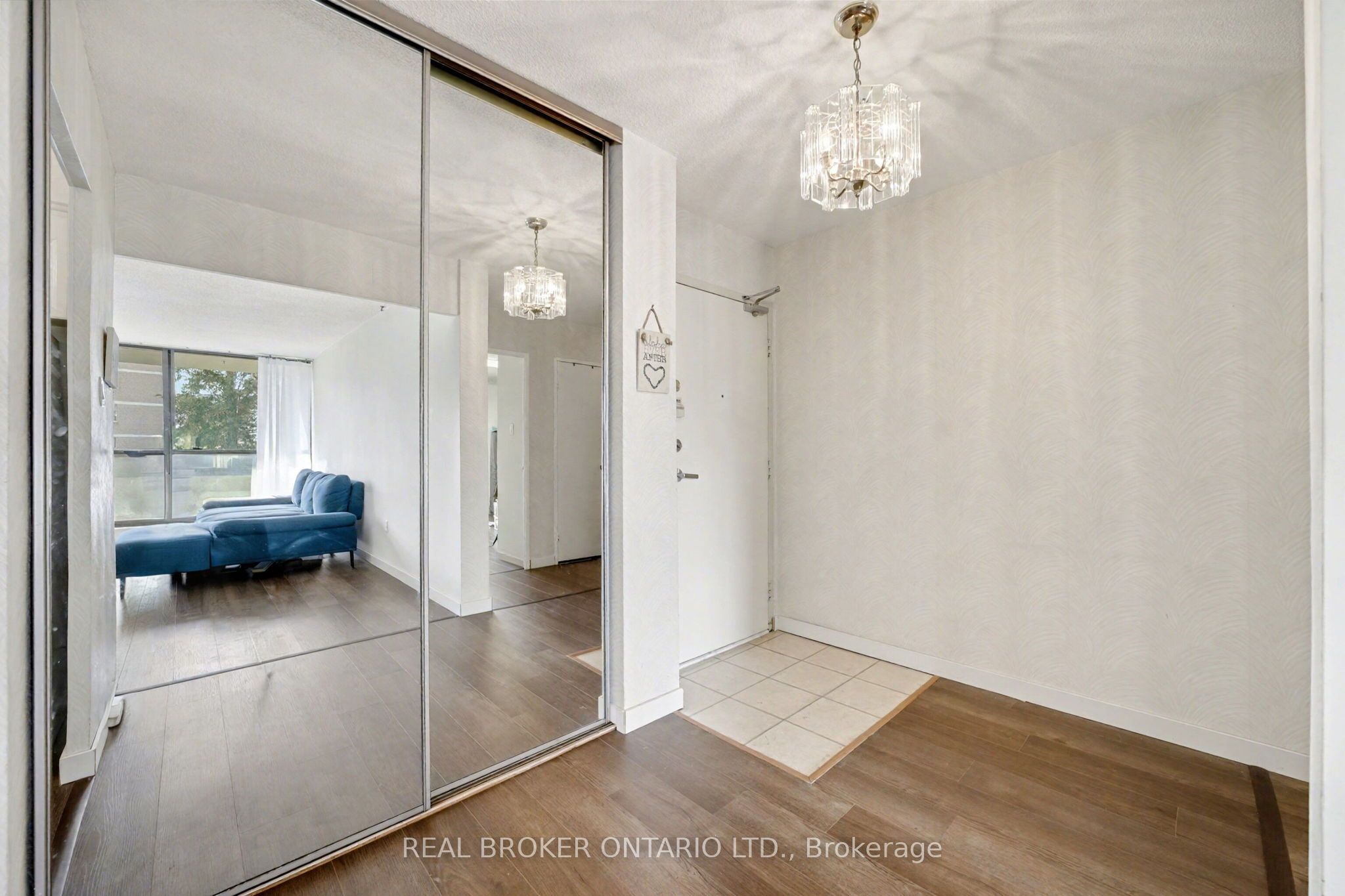 100 Canyon Avenue, Toronto, ON M3H 5T9 photo 5