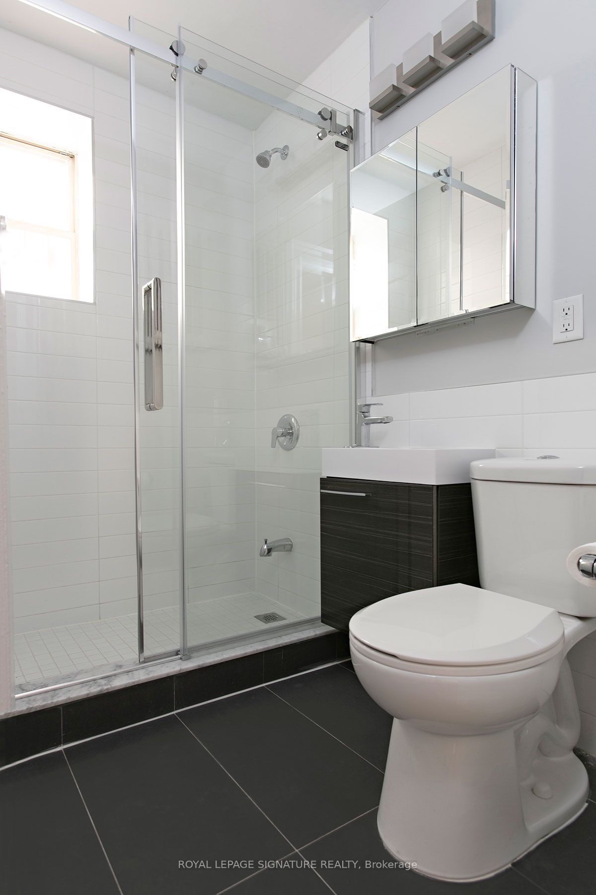 396 Avenue Road 417, Toronto, ON M4V 2H4 photo 4