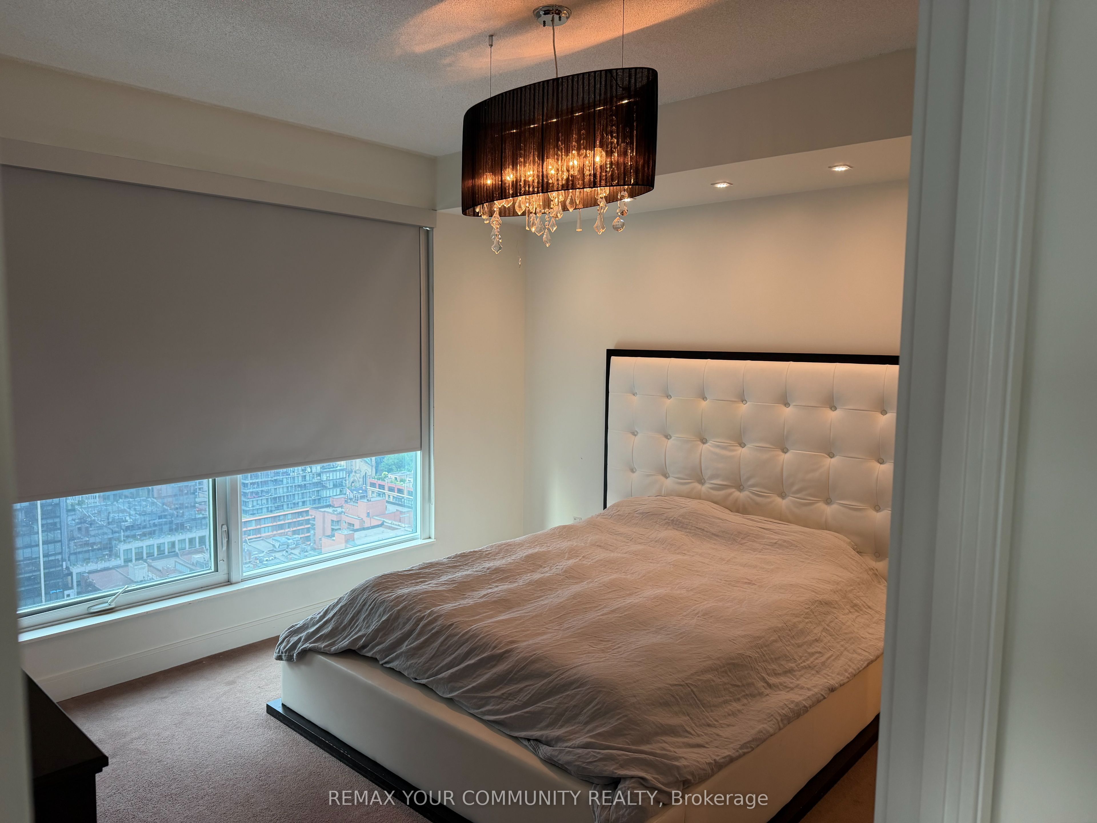 1 Scott Street 2907, Toronto, ON M5E 1A1 photo 2