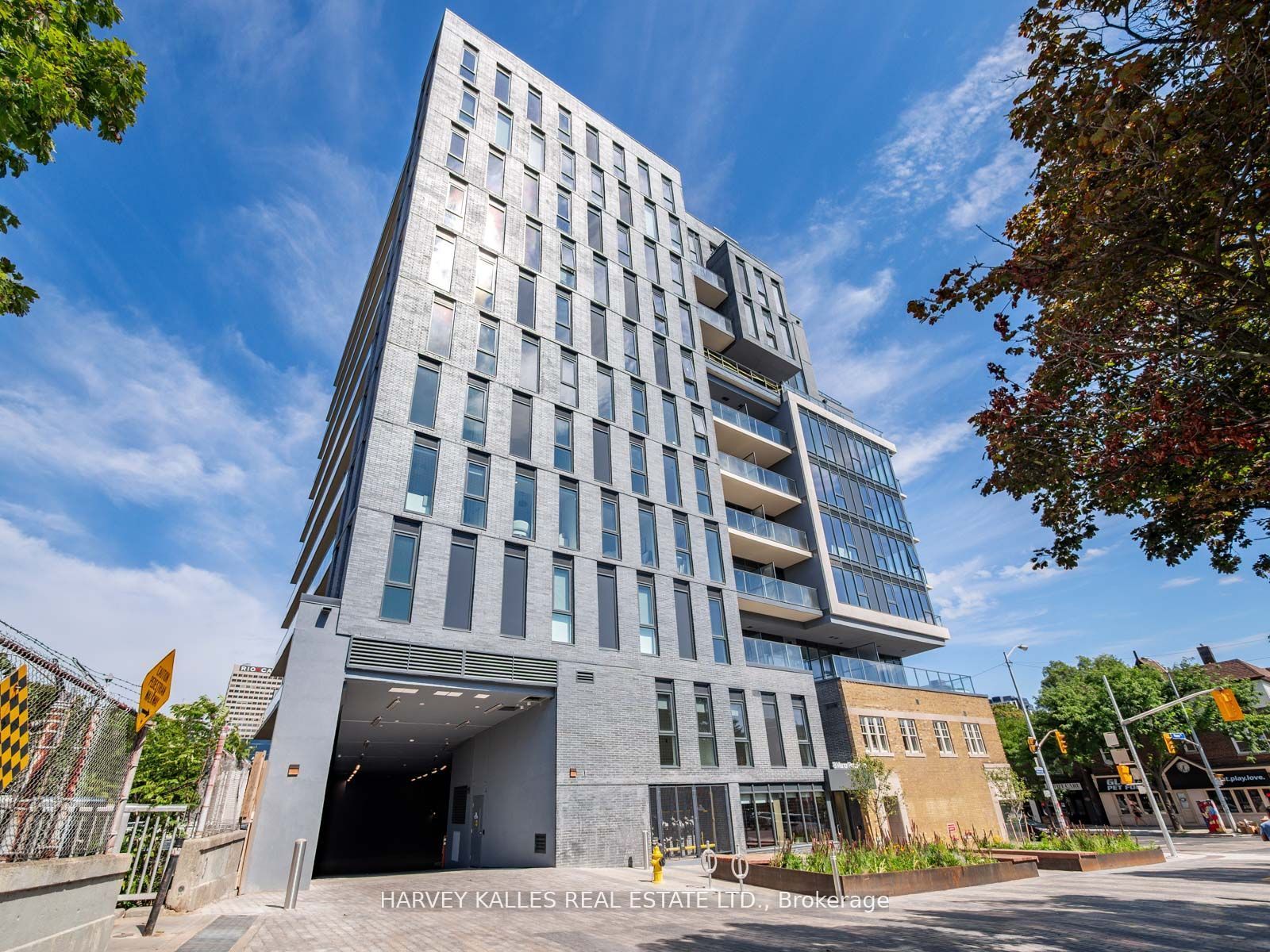 8 Manor Road W 610, Toronto, ON M4S 2A5 photo 4