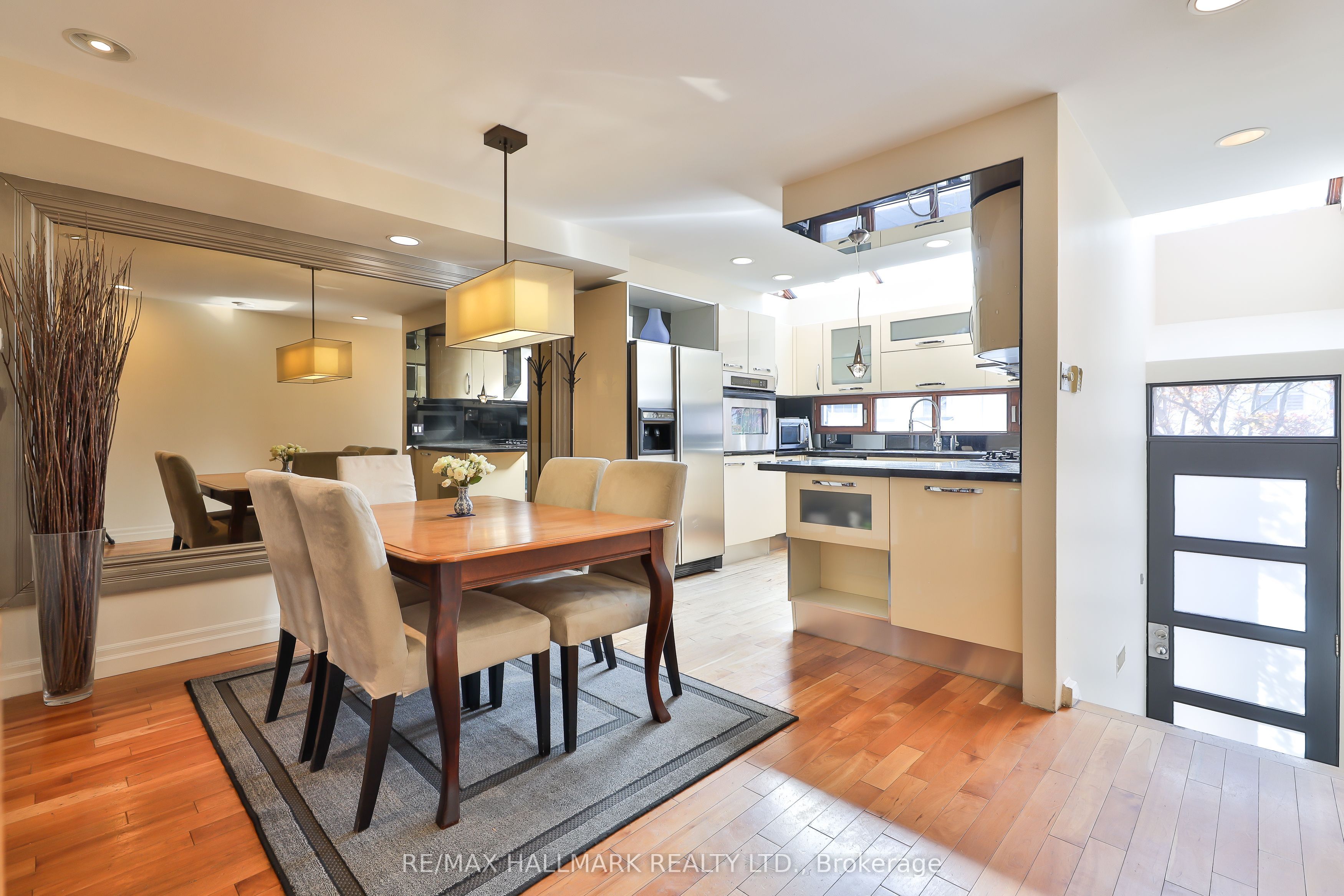 30A Bishop Street, Toronto, ON M5R 1N2 photo 3