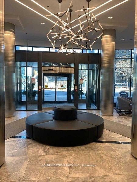 12 Yonge Street #2501, Toronto, ON M5E 1Z9 photo 2