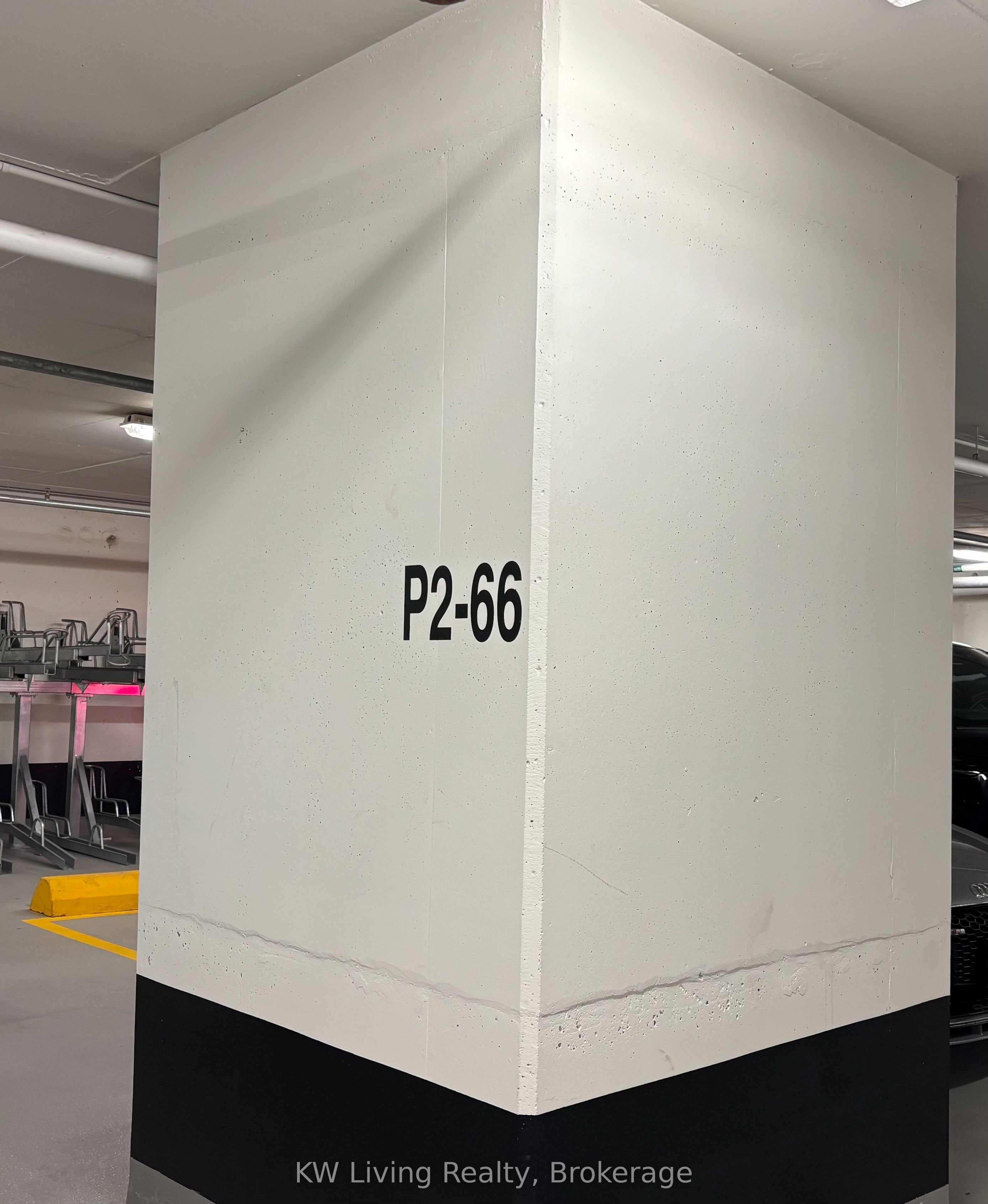 88 Harbour Street Parking, Toronto, ON M5J 0C3 photo 2