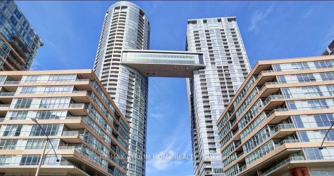 21 Iceboat Terrace 3515, Toronto, ON M5V 4A9