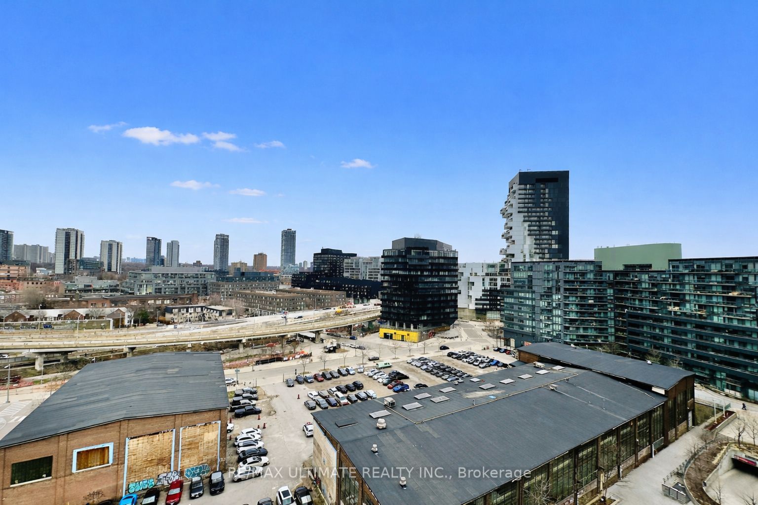60 Tannery Road 1214, Toronto, ON M5A 0S8 photo 3