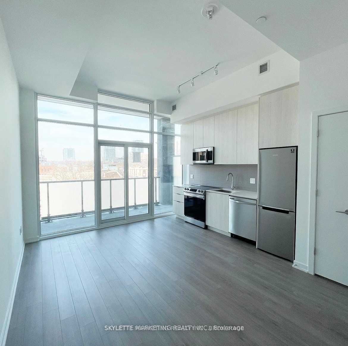 50 Power Street 424, Toronto, ON M5A 0V3 photo 5