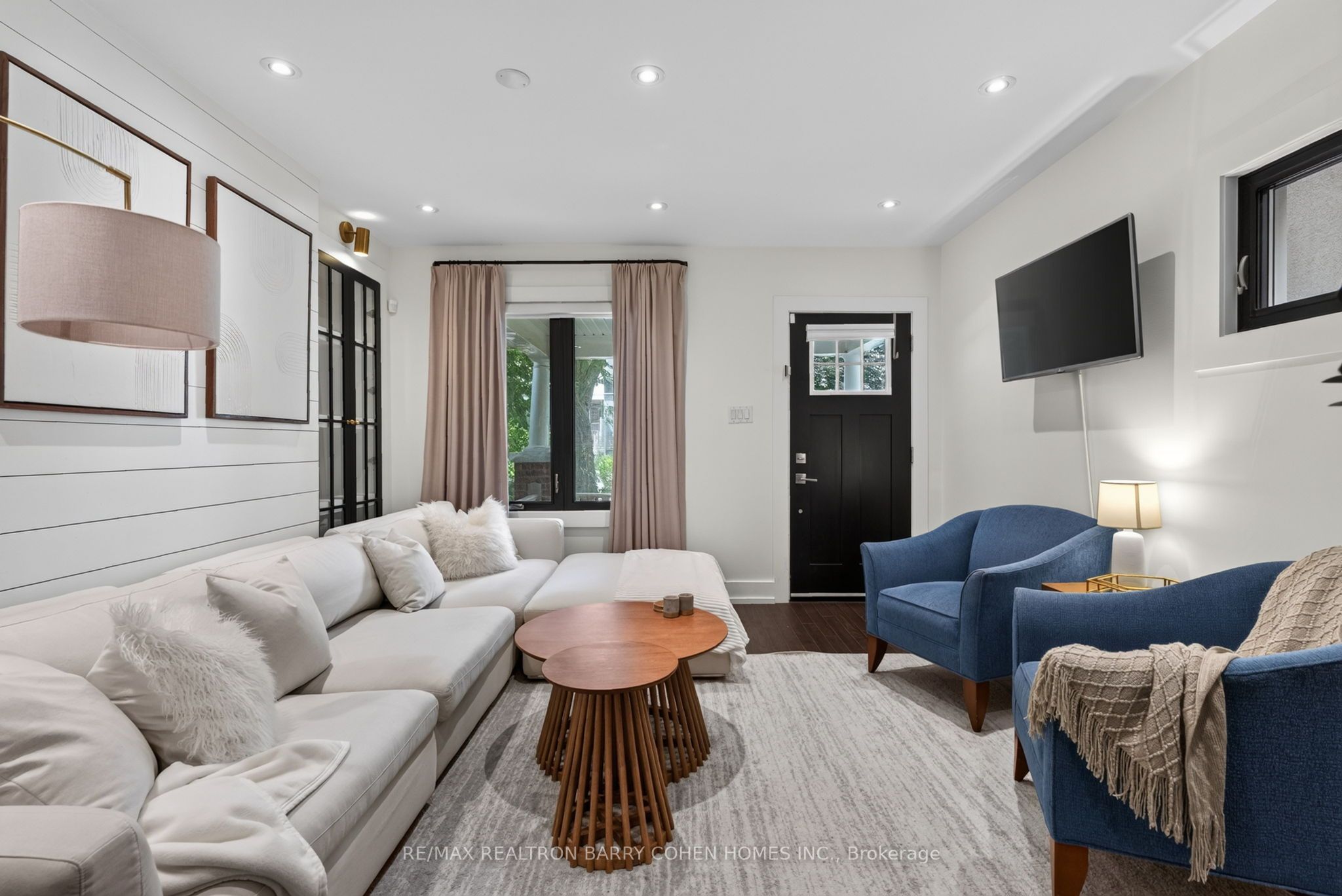 43 Helena Avenue, Toronto, ON M6G 2H3 photo 5