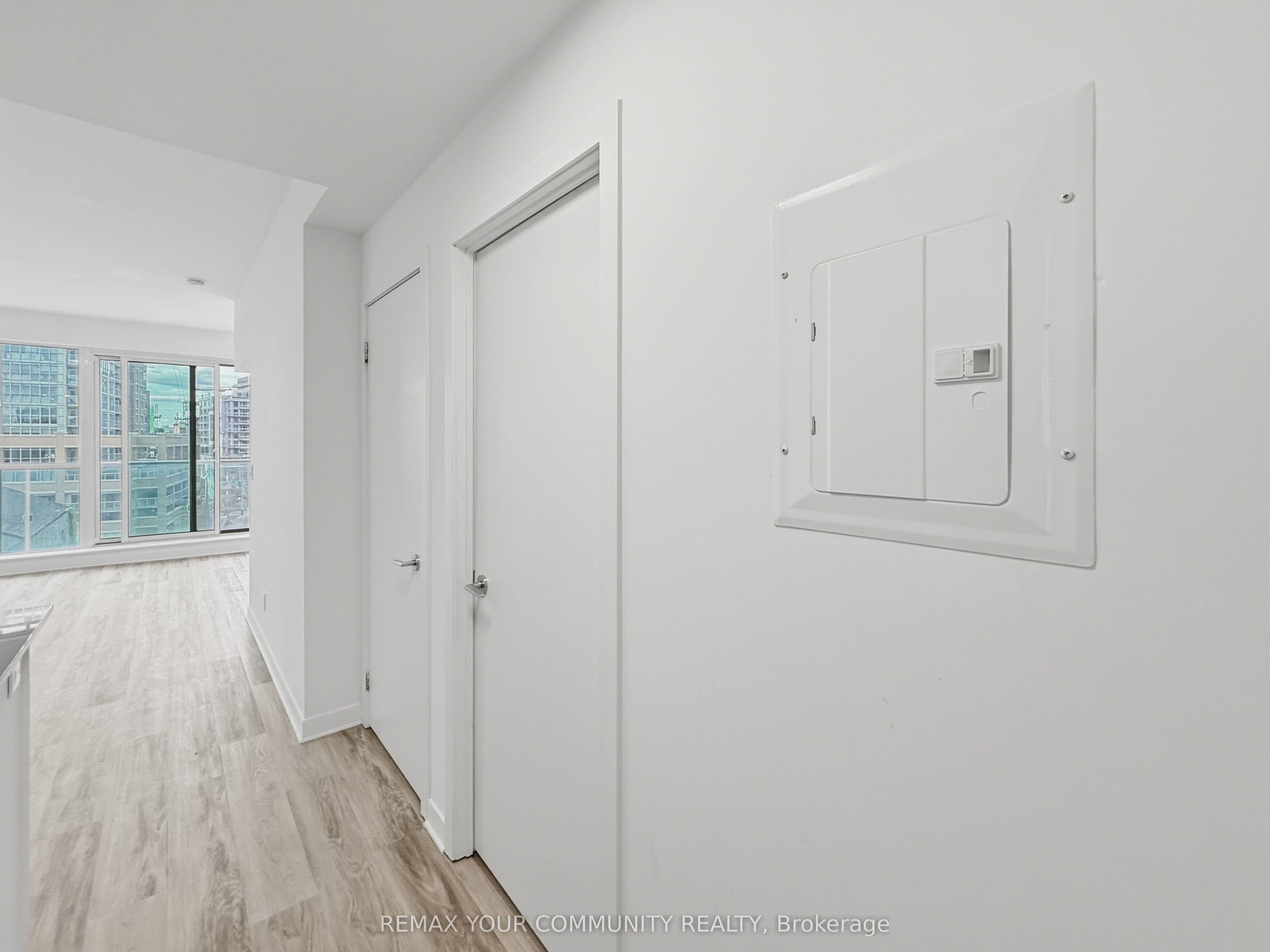 150 East Liberty Street 618, Toronto, ON M6K 3R5 photo 2