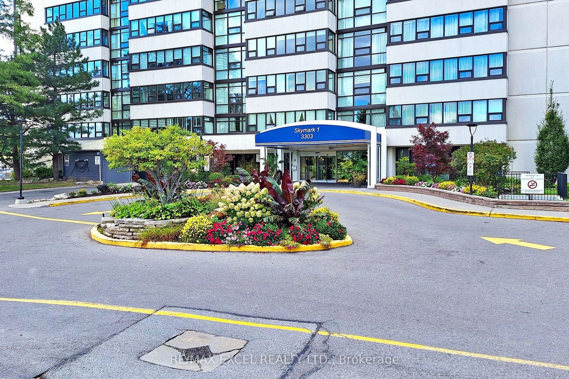 3303 Don Mills Road 1402, Toronto, ON M2J 4T6 photo 2