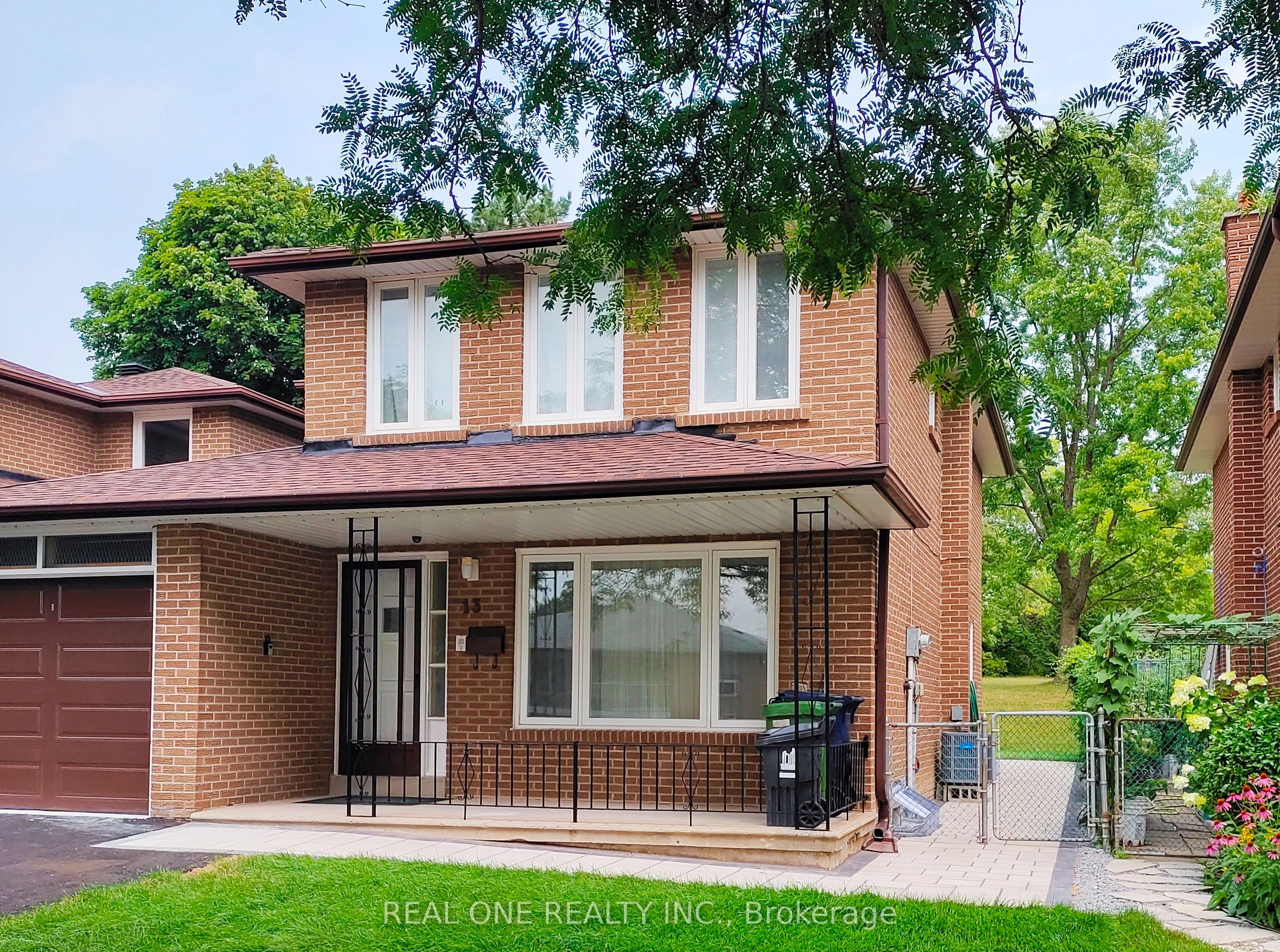 13 Mallaby Road, Toronto, ON M2H 1P3 photo 5