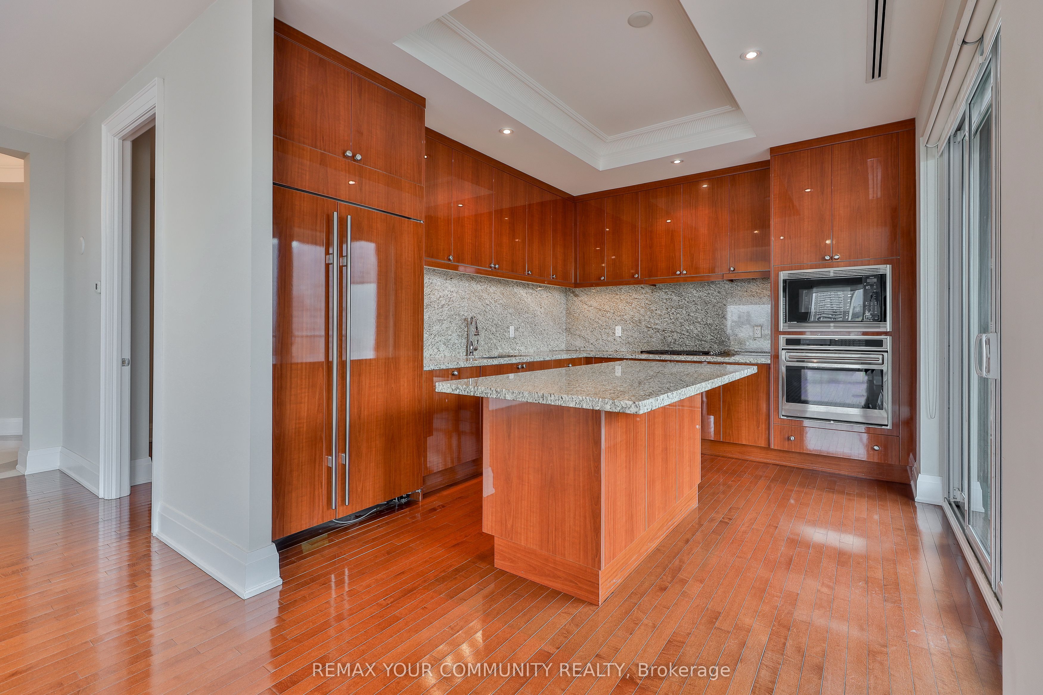 80 Yorkville Avenue 802, Toronto, ON M5R 2C2 photo 4