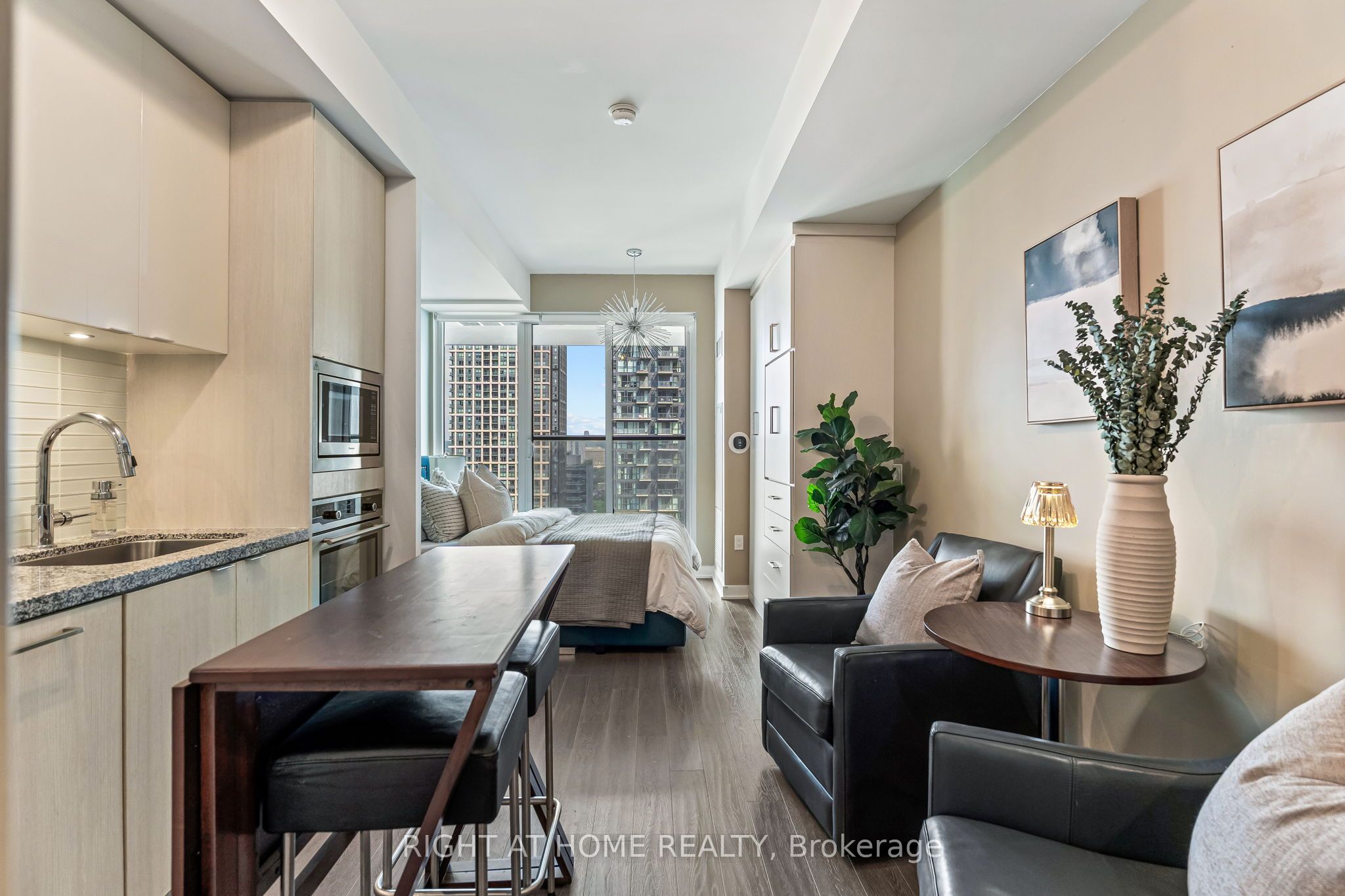 115 Blue Jays Way 3110, Toronto, ON M5V 0N5