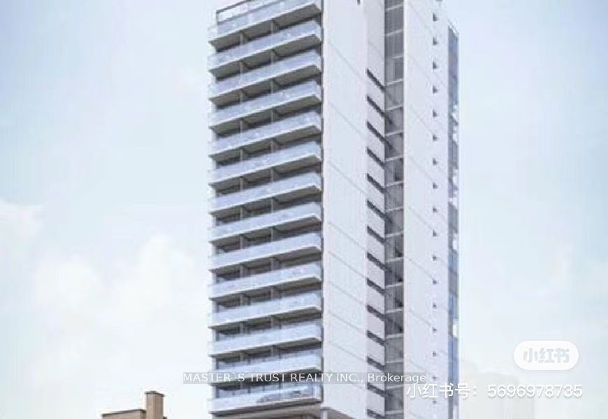 81 Wellesley Street E 801, Toronto, ON M4Y 0C5