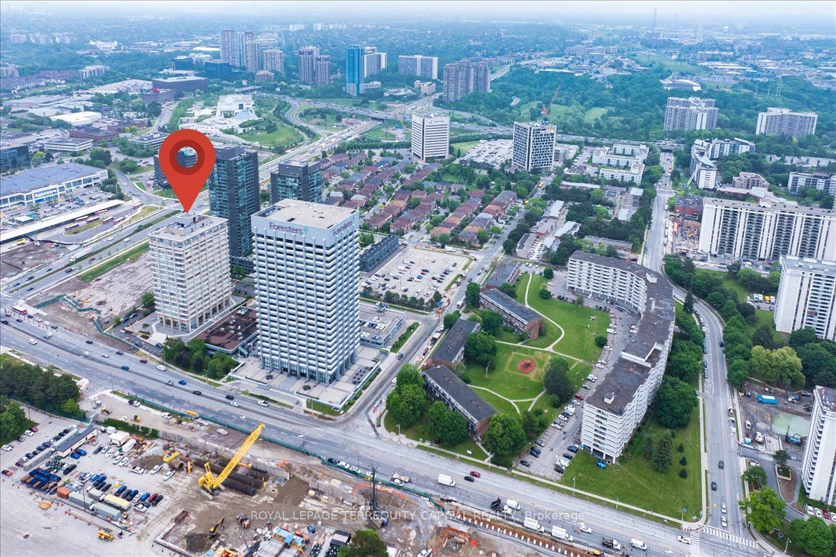 797 Don Mills Road 1501, Toronto, ON M3C 1V1 photo 2