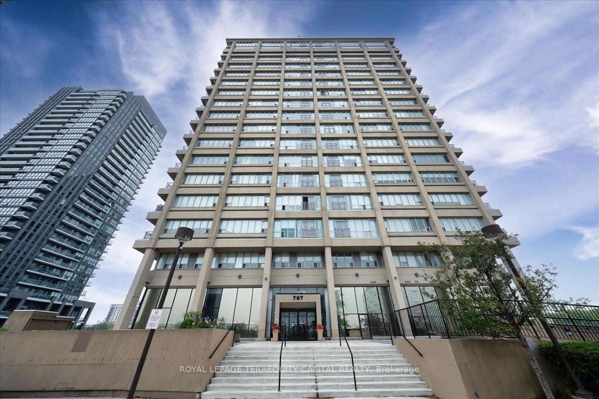 797 Don Mills Road 1501, Toronto, ON M3C 1V1 photo 5