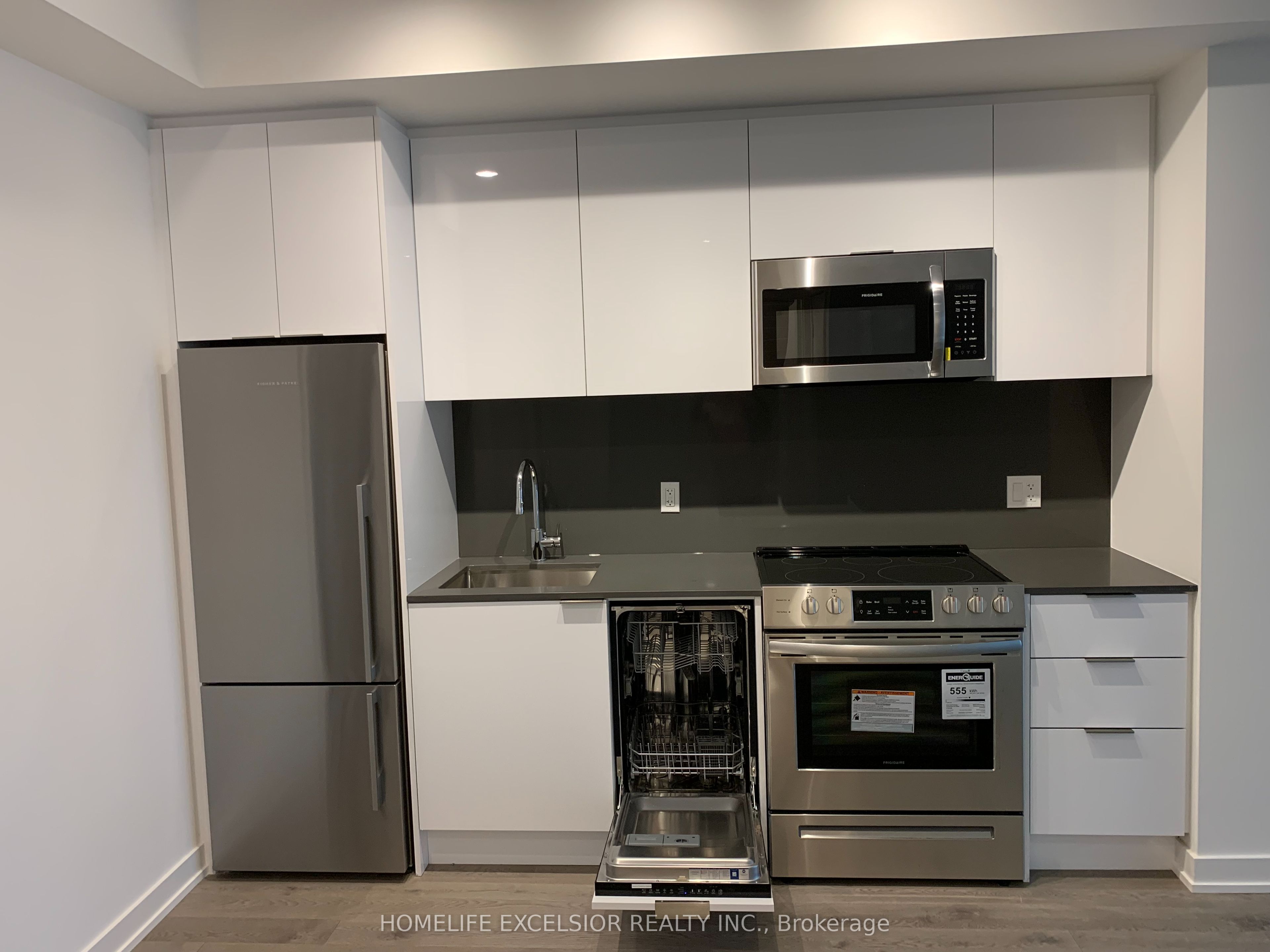 25 Richmond Street E 3007, Toronto, ON M5C 0A6 photo 3