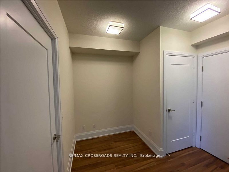 120 Harrison Garden Boulevard 902, Toronto, ON M2N 0H1 photo 5