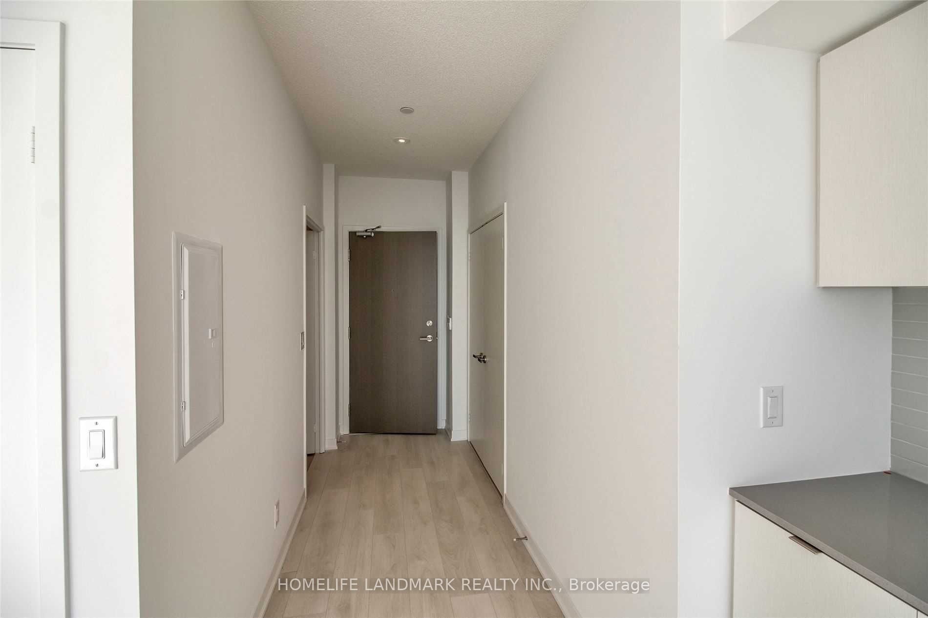 100 Harbour Street 4908, Toronto, ON M5J 0B5 photo 3