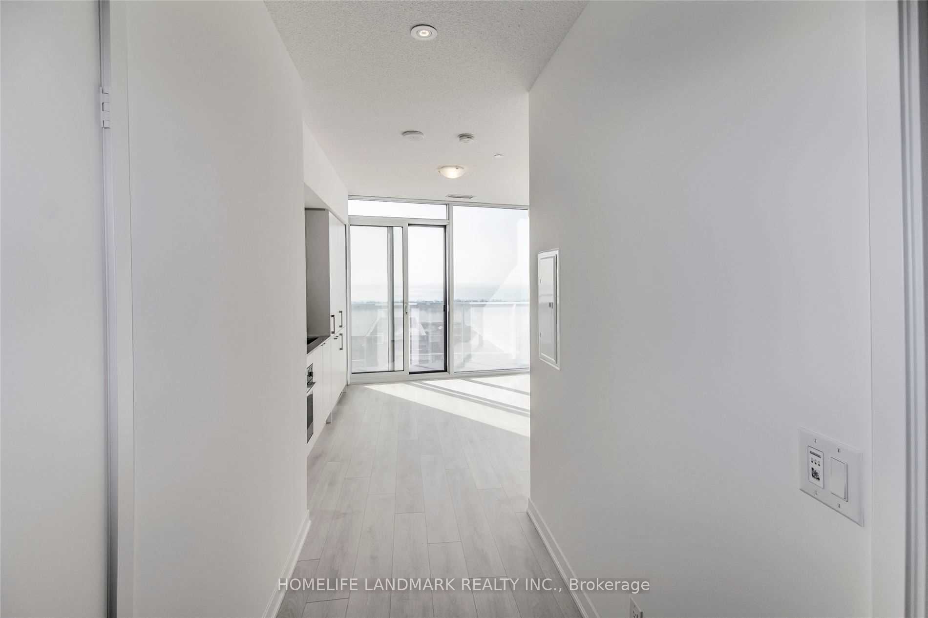 100 Harbour Street 4908, Toronto, ON M5J 0B5 photo 4