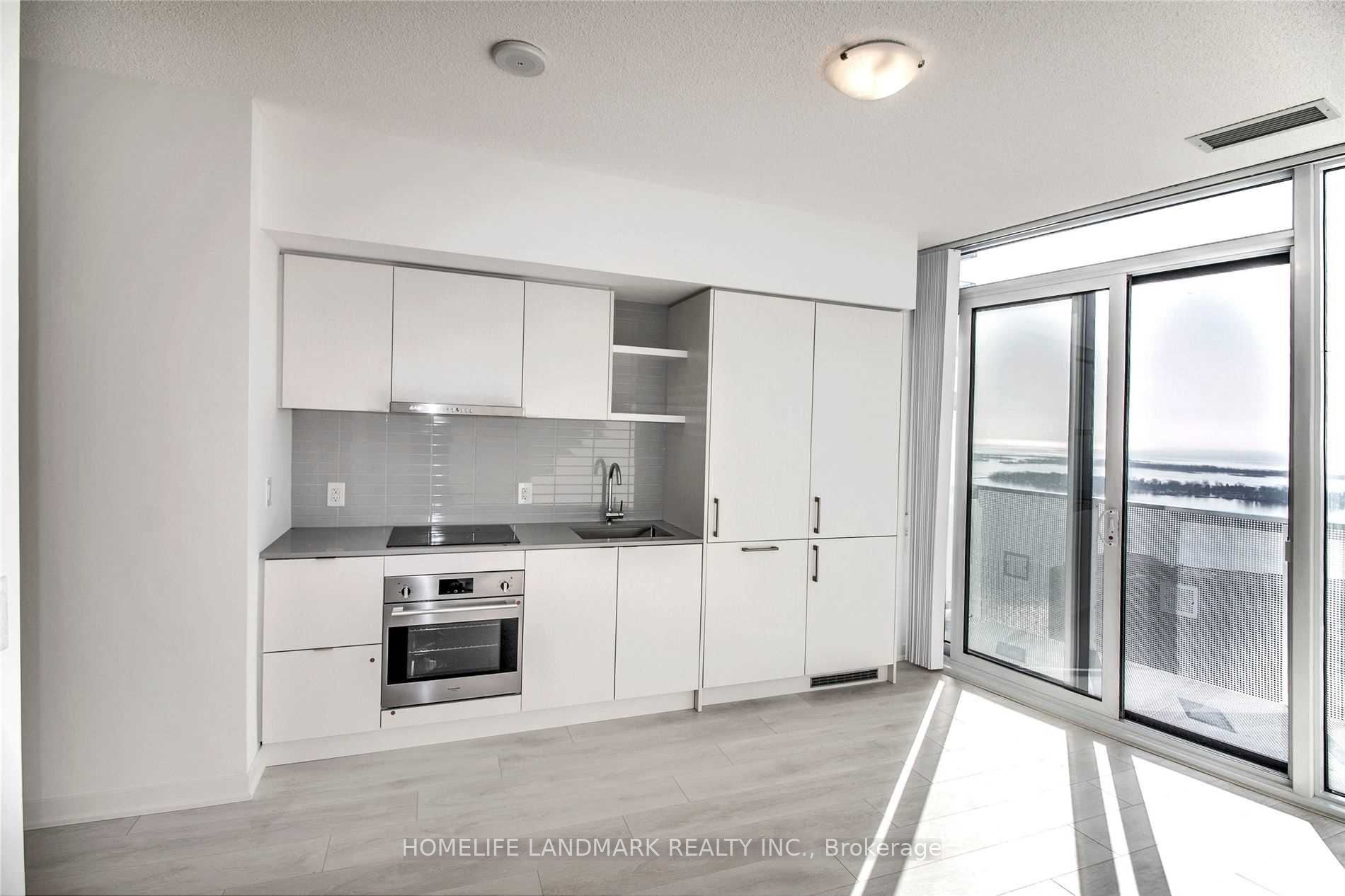 100 Harbour Street 4908, Toronto, ON M5J 0B5 photo 5