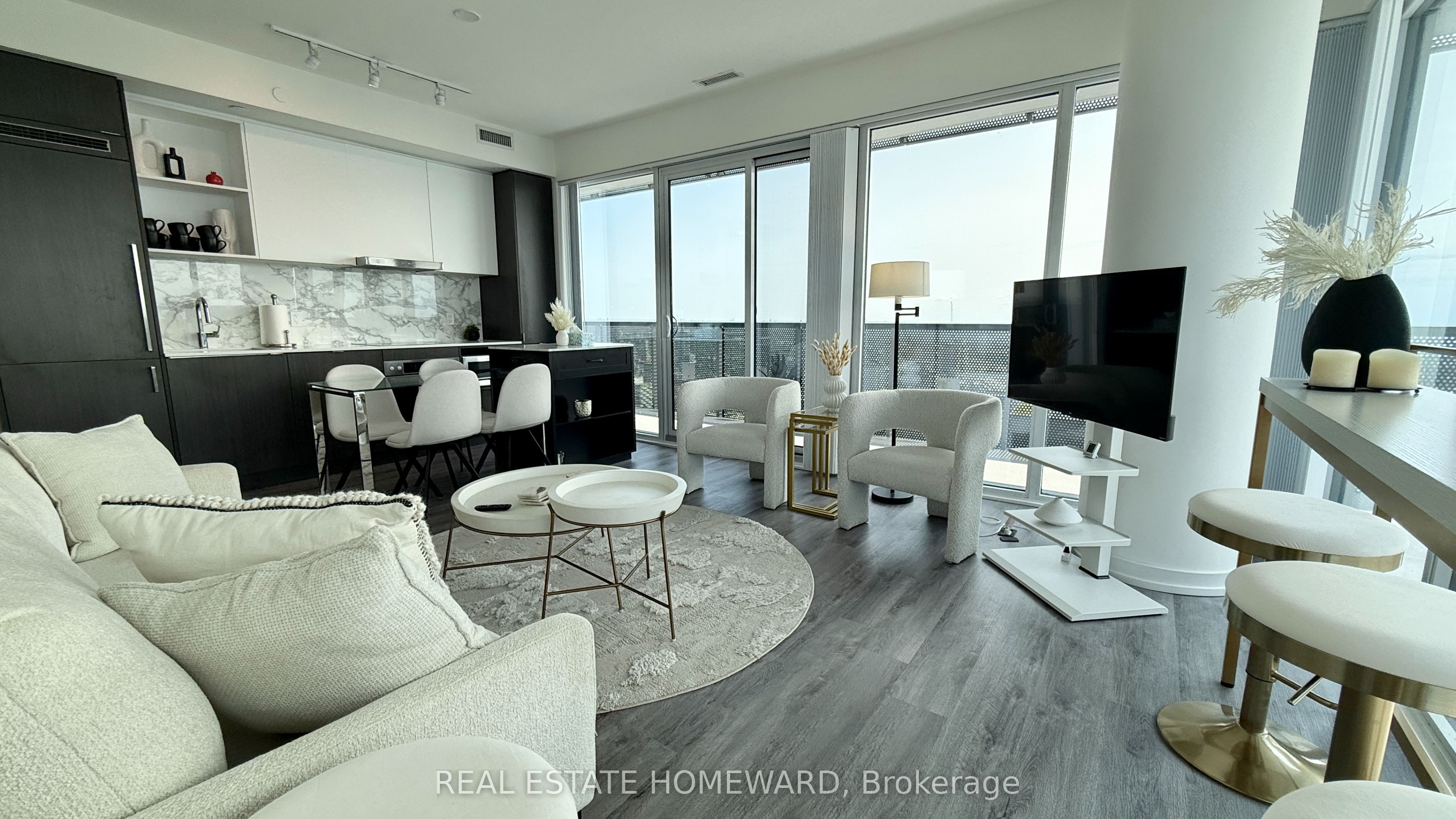 138 Downes Street 6506, Toronto, ON M5E 0E4 photo 2