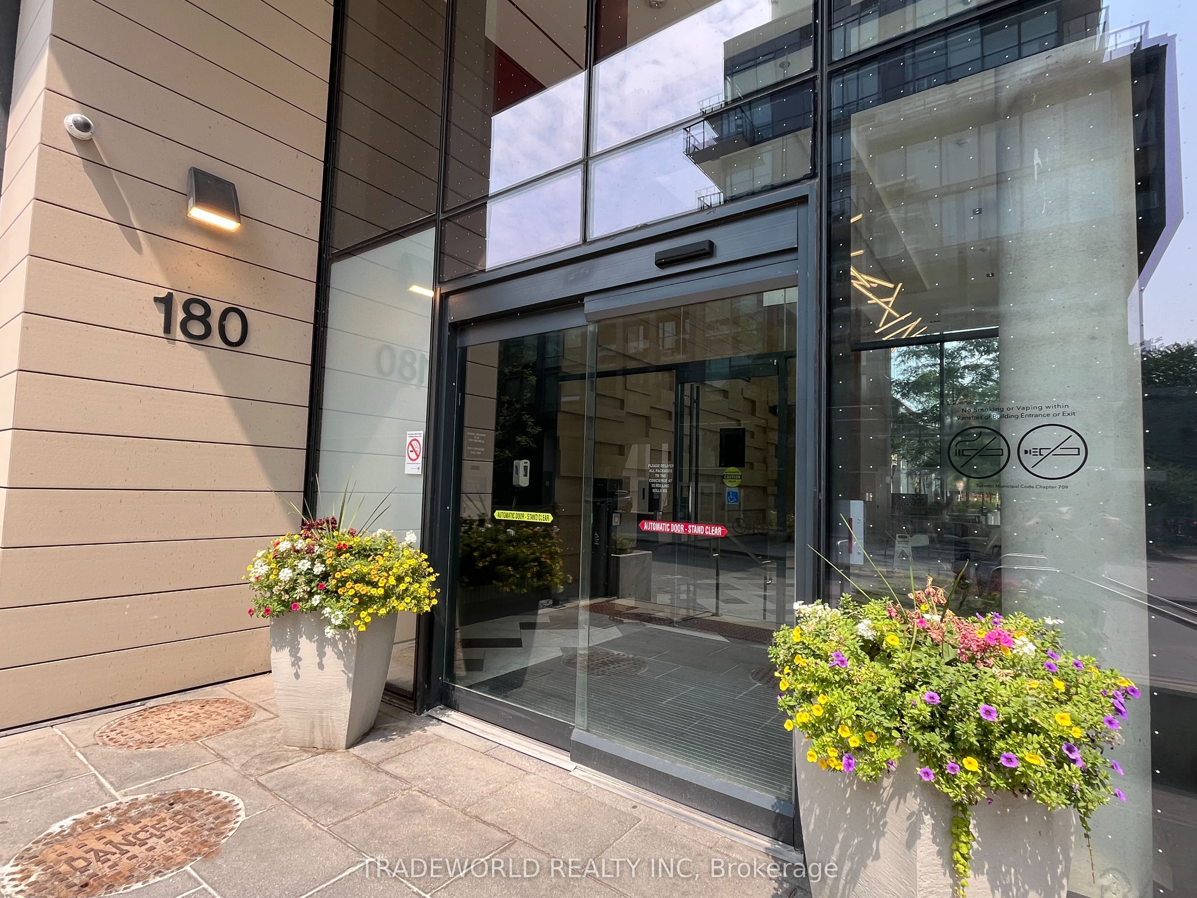 180 Mill Street S512, Toronto, ON M5A 0V7 photo 4