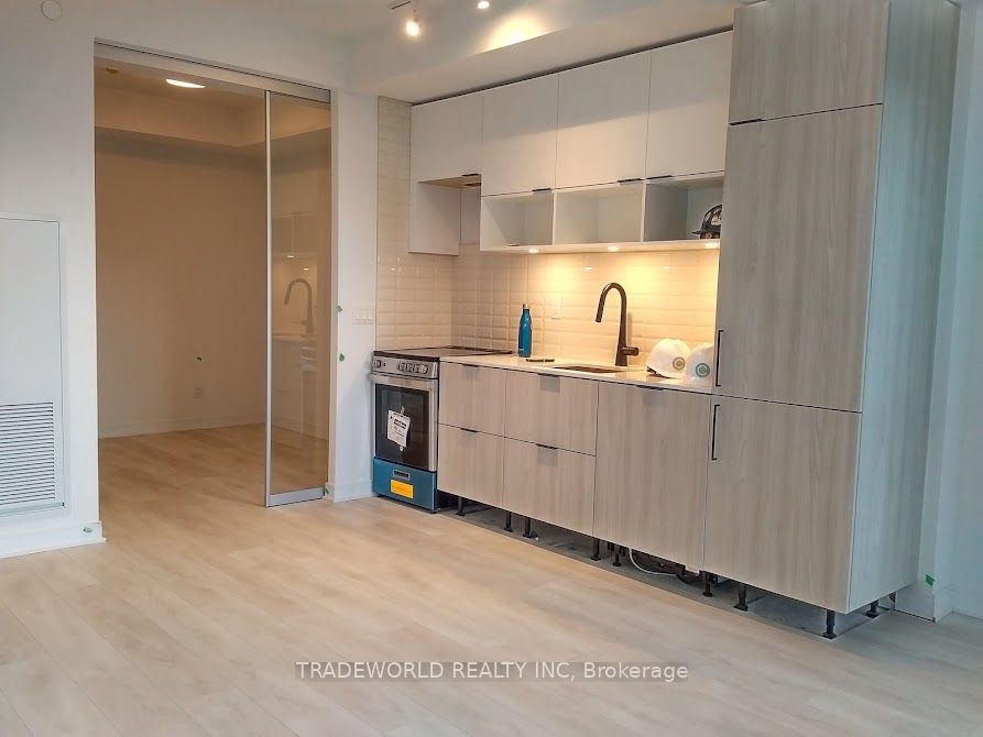 180 Mill Street S512, Toronto, ON M5A 0V7 photo 5