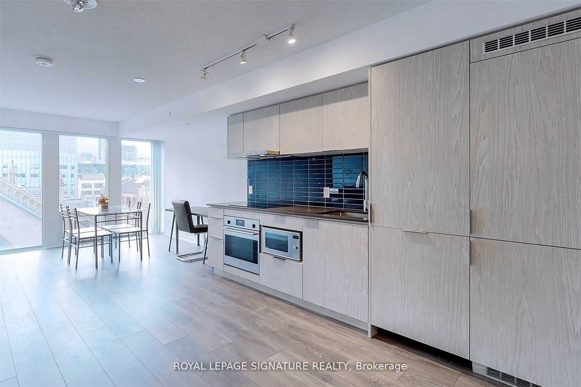 60 Shuter Street 807, Toronto, ON M5B 1A8 photo 2