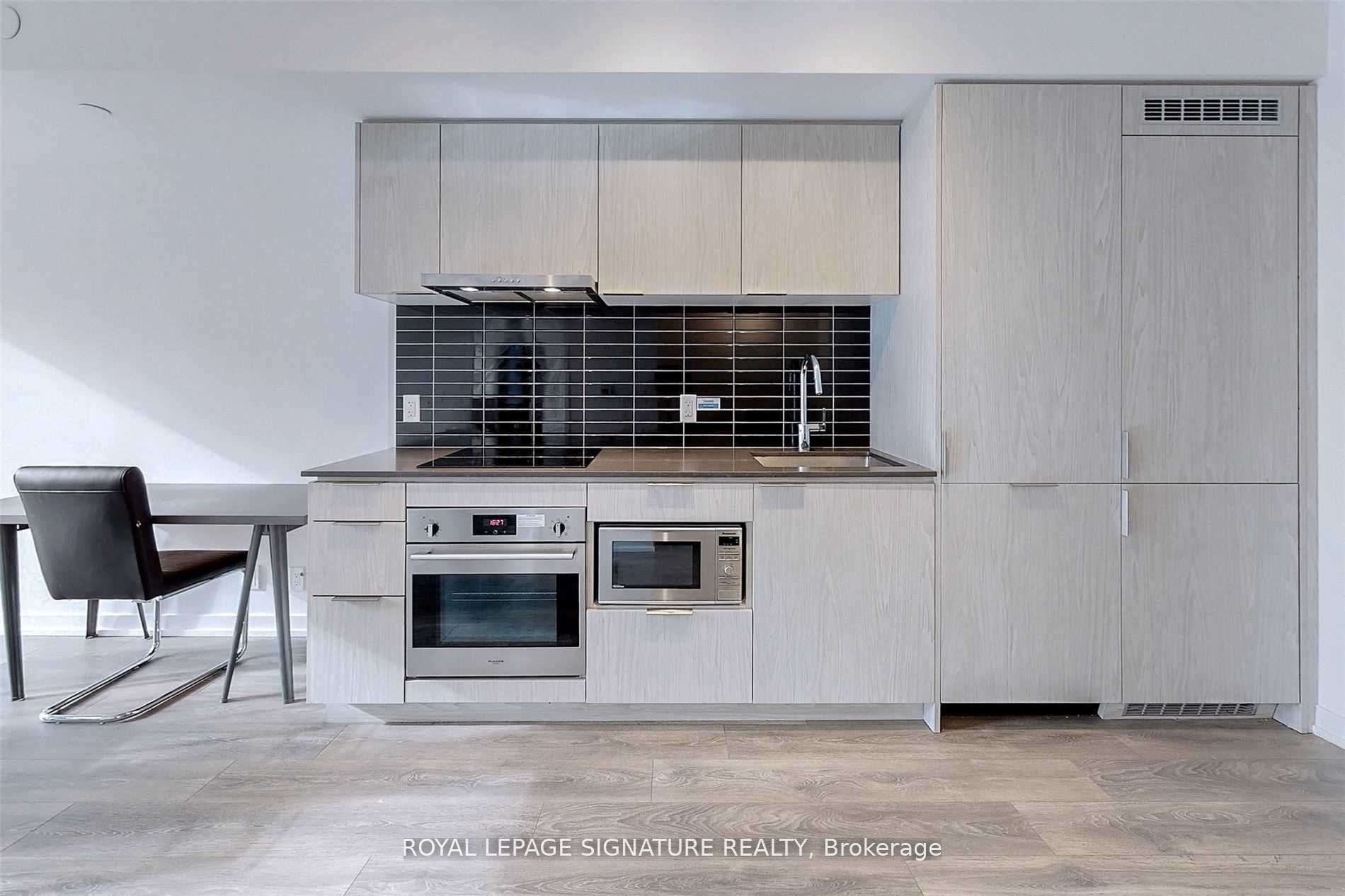 60 Shuter Street 807, Toronto, ON M5B 1A8 photo 3