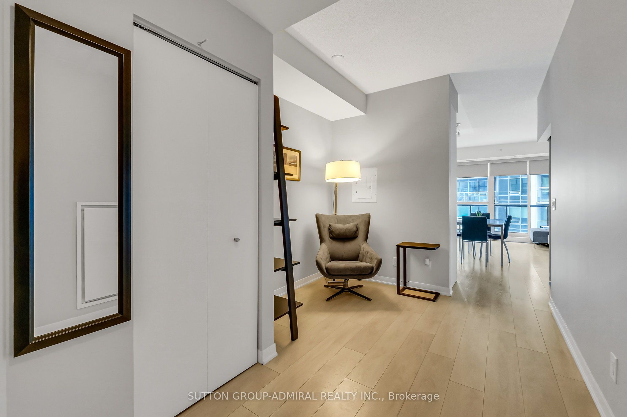 51 East Liberty Street 1315, Toronto, ON M6K 3P8 photo 4