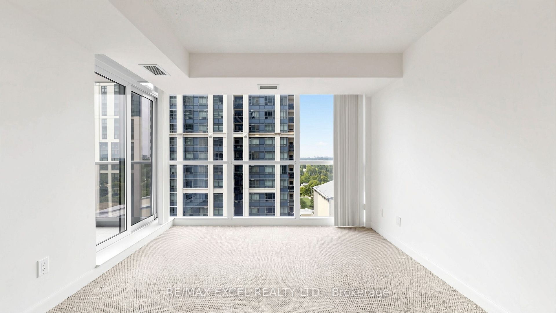 4978 Yonge Street 2009, Toronto, ON M2N 7G8 photo 3