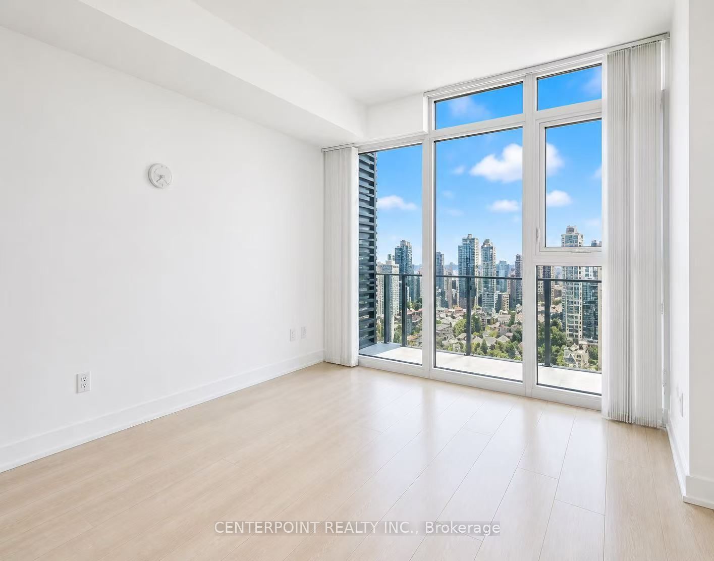 50 Wellesley Street E 2708, Toronto, ON M4Y 1G2 photo 5