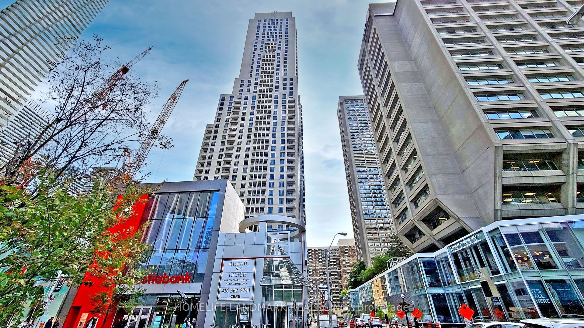 35 Balmuto Street 2103, Toronto, ON M4Y 0A3