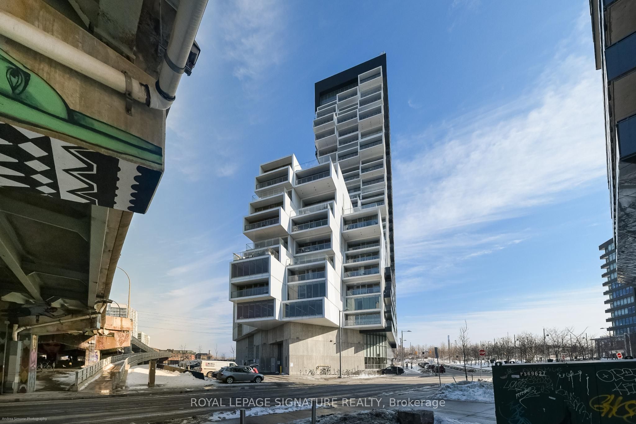 170 Bayview Avenue 713, Toronto, ON M5A 0M4 photo 3
