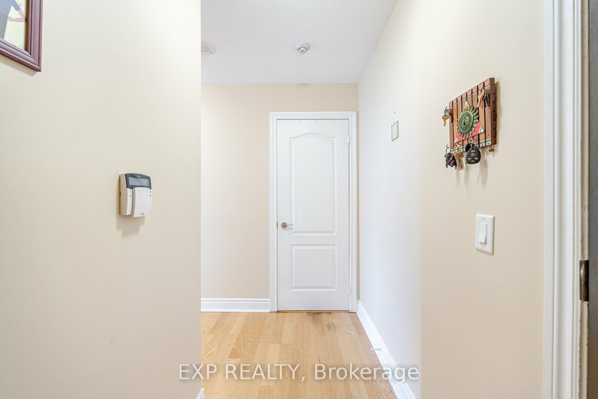 1103 Leslie Street 1103, Toronto, ON M3C 4G8 photo 5